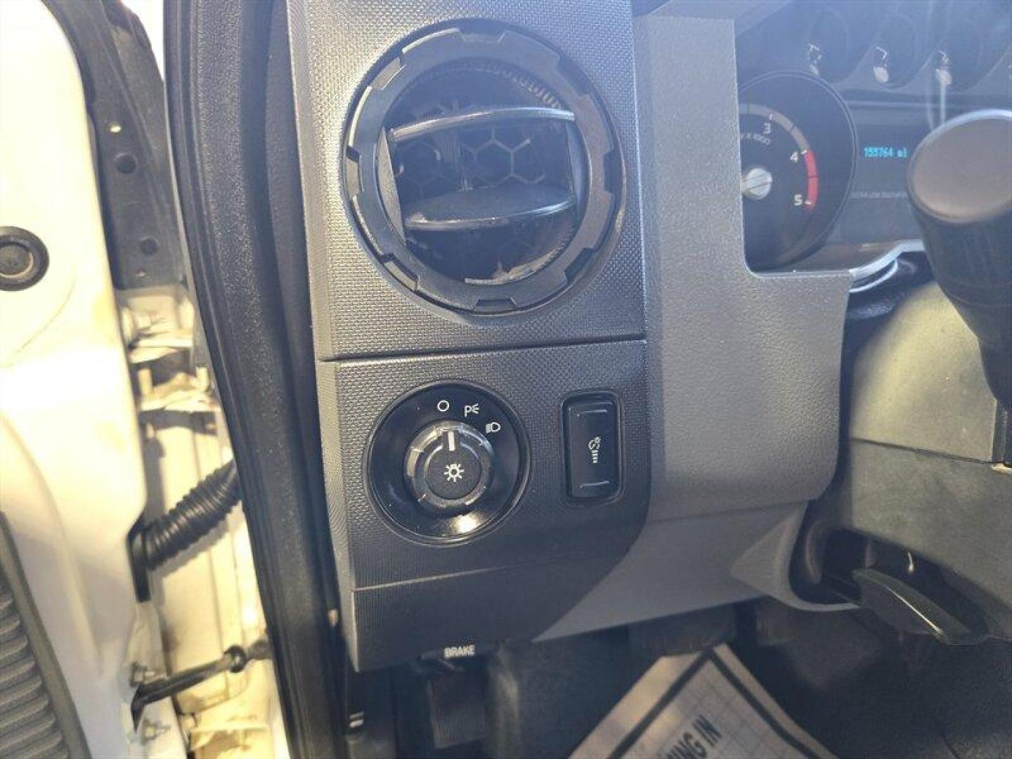 2014 White Ford F-350 Super Duty XLT (1FD8X3FTXEE) with an Power Stroke 6.7L Biodiesel Turbo V8 300hp 660ft. engine, Automatic transmission, located at 25355 Eames Street, Channahon, IL, 60410, (815) 467-1807, 41.429108, -88.228432 - *** FULLY SERVICED, 9 FOOT READING UTILITY BODY WITH A DIESEL TANK IN BACK. *** We are pleased to present to you a 2014 Ford F-350 with a pristine white exterior and a comfortable gray interior. This vehicle is in excellent overall condition and is sure to impress drivers who are looking for a reli - Photo#14