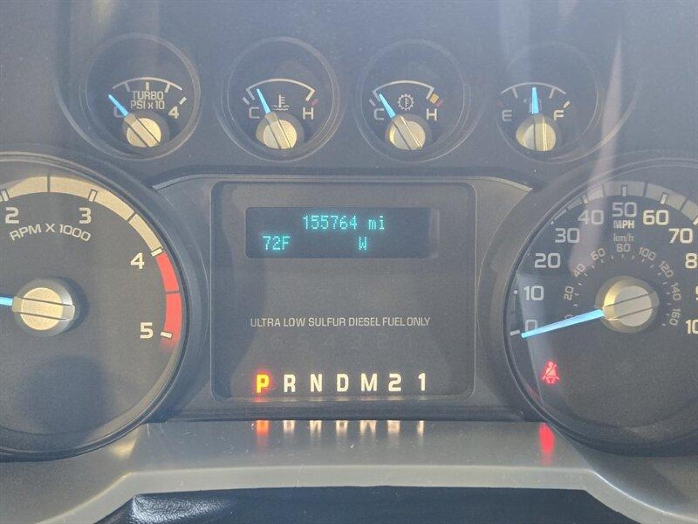 2014 White Ford F-350 Super Duty XLT (1FD8X3FTXEE) with an Power Stroke 6.7L Biodiesel Turbo V8 300hp 660ft. engine, Automatic transmission, located at 25355 Eames Street, Channahon, IL, 60410, (815) 467-1807, 41.429108, -88.228432 - *** FULLY SERVICED, 9 FOOT READING UTILITY BODY WITH A DIESEL TANK IN BACK. *** We are pleased to present to you a 2014 Ford F-350 with a pristine white exterior and a comfortable gray interior. This vehicle is in excellent overall condition and is sure to impress drivers who are looking for a reli - Photo#15