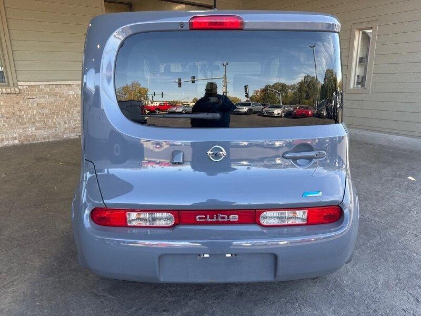 2014 Gun Metallic Nissan cube 1.8 SL (JN8AZ2KR2ET) with an 1.8L I4 122hp 127ft. lbs. engine, Automatic transmission, located at 25355 Eames Street, Channahon, IL, 60410, (815) 467-1807, 41.429108, -88.228432 - Photo#5