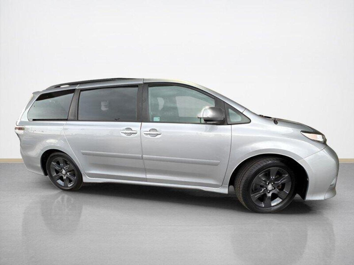 2013 Predawn Gray Mica Toyota Sienna SE 8 Passenger (5TDXK3DC9DS) with an 3.5L V6 266hp 245ft. lbs. engine, Automatic transmission, located at 25355 Eames Street, Channahon, IL, 60410, (815) 467-1807, 41.429108, -88.228432 - Ladies and gentlemen, let me introduce you to the ultimate family-hauling machine, the 2013 Toyota Sienna SE! This bad boy is powered by a 3.5L V6 engine that produces a whopping 266 horsepower and 245 ft-lbs of torque. That's right, you'll have plenty of power to get up and go, whether you're takin - Photo#1