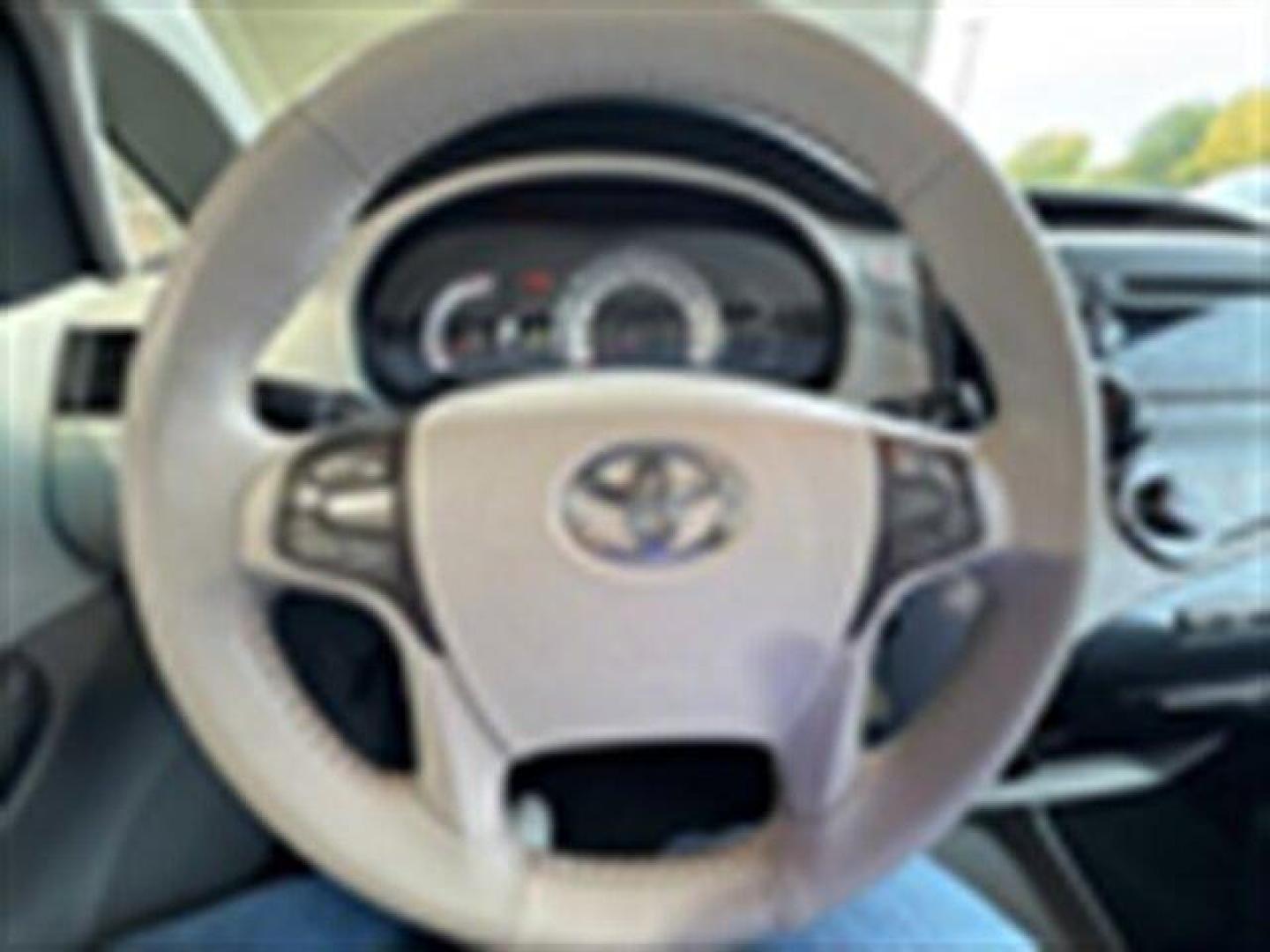 2013 Predawn Gray Mica Toyota Sienna SE 8 Passenger (5TDXK3DC9DS) with an 3.5L V6 266hp 245ft. lbs. engine, Automatic transmission, located at 25355 Eames Street, Channahon, IL, 60410, (815) 467-1807, 41.429108, -88.228432 - Ladies and gentlemen, let me introduce you to the ultimate family-hauling machine, the 2013 Toyota Sienna SE! This bad boy is powered by a 3.5L V6 engine that produces a whopping 266 horsepower and 245 ft-lbs of torque. That's right, you'll have plenty of power to get up and go, whether you're takin - Photo#25