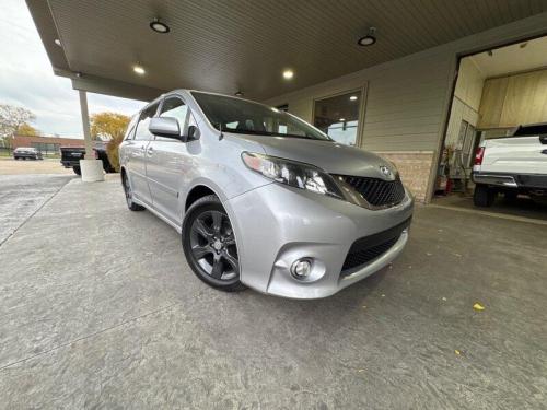 2013 Toyota Sienna SE 