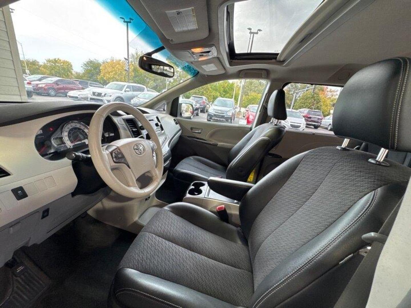2013 Predawn Gray Mica Toyota Sienna SE 8 Passenger (5TDXK3DC9DS) with an 3.5L V6 266hp 245ft. lbs. engine, Automatic transmission, located at 25355 Eames Street, Channahon, IL, 60410, (815) 467-1807, 41.429108, -88.228432 - Photo#14