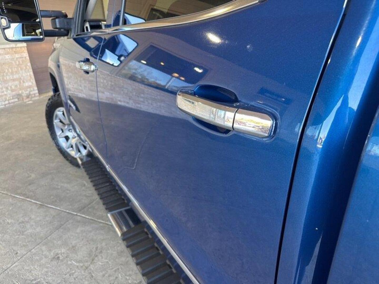 2015 Stone Blue Metallic GMC Sierra 1500 Denali (3GTU2WEJ9FG) with an EcoTec3 6.2L V8 420hp 460ft. lbs. engine, Automatic transmission, located at 25355 Eames Street, Channahon, IL, 60410, (815) 467-1807, 41.429108, -88.228432 - Photo#9