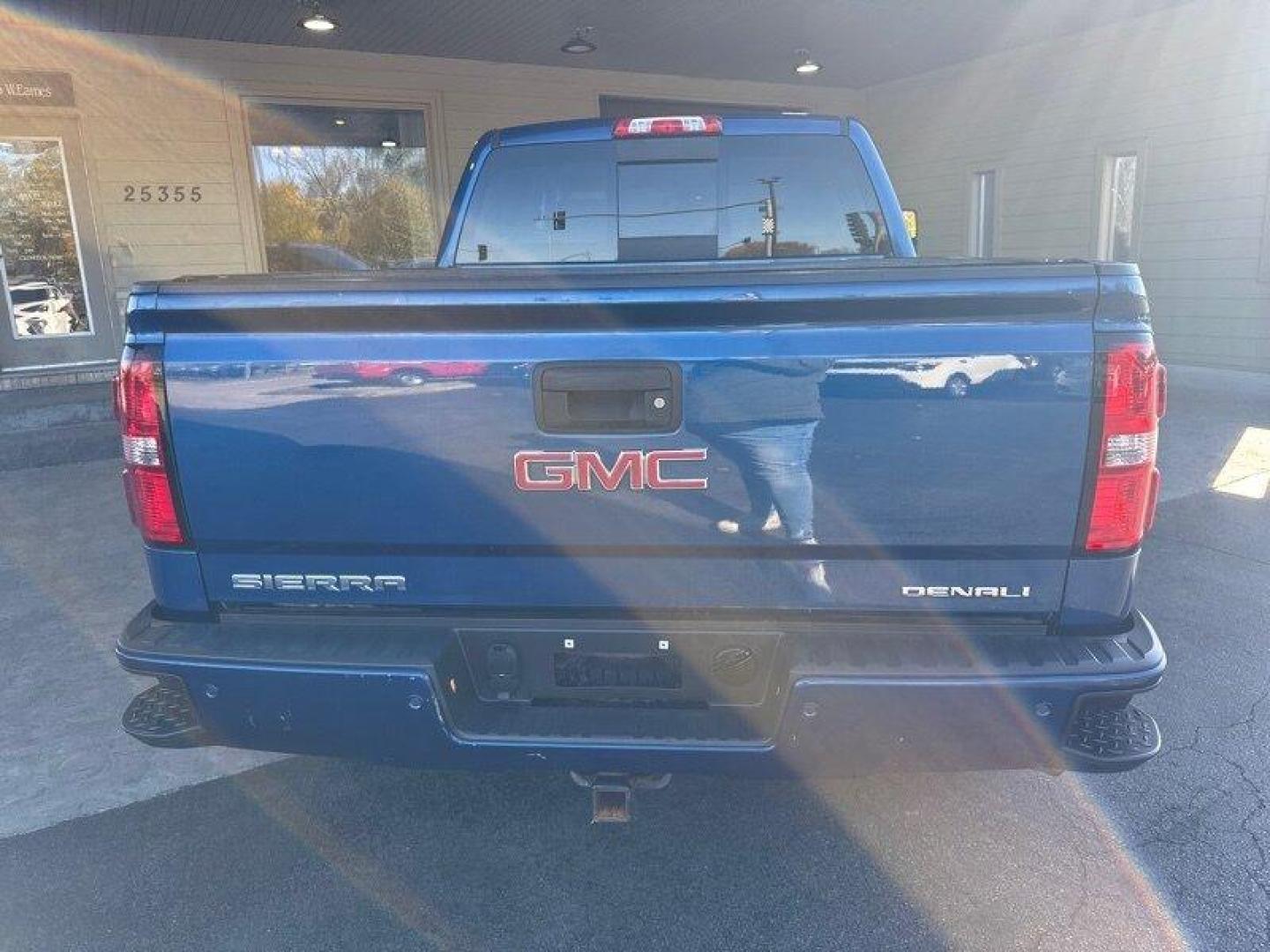 2015 Stone Blue Metallic GMC Sierra 1500 Denali (3GTU2WEJ9FG) with an EcoTec3 6.2L V8 420hp 460ft. lbs. engine, Automatic transmission, located at 25355 Eames Street, Channahon, IL, 60410, (815) 467-1807, 41.429108, -88.228432 - Photo#4