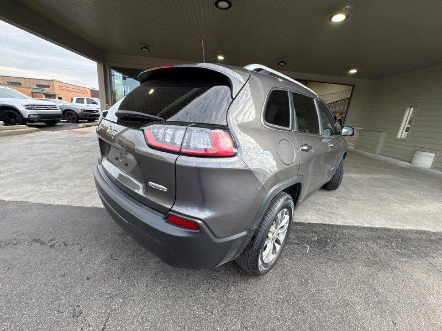 2019 Light Brownstone Pearl Coat Jeep Cherokee Latitude Plus (1C4PJMLB0KD) with an 2.4L I4 180hp 171ft. lbs. engine, Automatic transmission, located at 25355 Eames Street, Channahon, IL, 60410, (815) 467-1807, 41.429108, -88.228432 - Introducing the 2019 Jeep Cherokee Latitude Plus! This powerful SUV is the perfect blend of ruggedness and refinement, making it the ideal vehicle for your next adventure. Under the hood, you'll find a 2.4L I4 engine that delivers an impressive 180 horsepower and 171ft. lbs of torque. Plus, with its - Photo#4