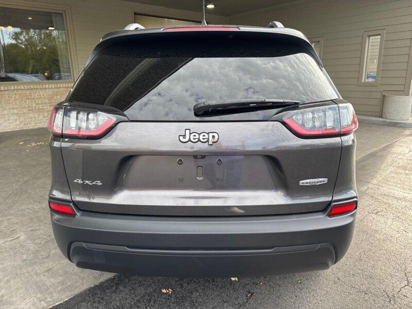 2019 Light Brownstone Pearl Coat Jeep Cherokee Latitude Plus (1C4PJMLB0KD) with an 2.4L I4 180hp 171ft. lbs. engine, Automatic transmission, located at 25355 Eames Street, Channahon, IL, 60410, (815) 467-1807, 41.429108, -88.228432 - Introducing the 2019 Jeep Cherokee Latitude Plus! This powerful SUV is the perfect blend of ruggedness and refinement, making it the ideal vehicle for your next adventure. Under the hood, you'll find a 2.4L I4 engine that delivers an impressive 180 horsepower and 171ft. lbs of torque. Plus, with its - Photo#5