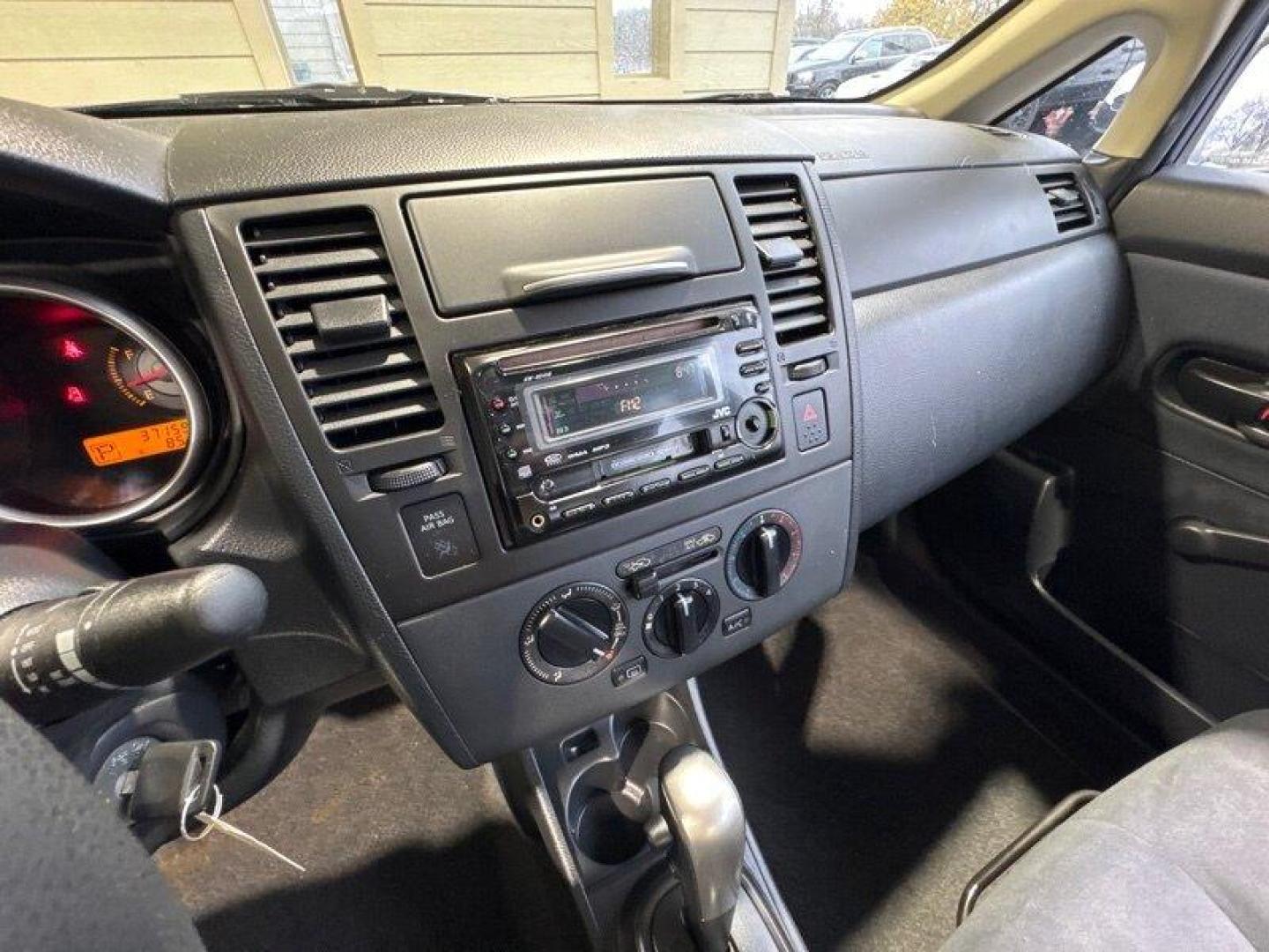 2009 Blue Onyx Nissan Versa 1.6 (3N1CC11EX9L) with an 1.6L I4 107hp 111ft. lbs. engine, Automatic transmission, located at 25355 Eames Street, Channahon, IL, 60410, (815) 467-1807, 41.429108, -88.228432 - Photo#18