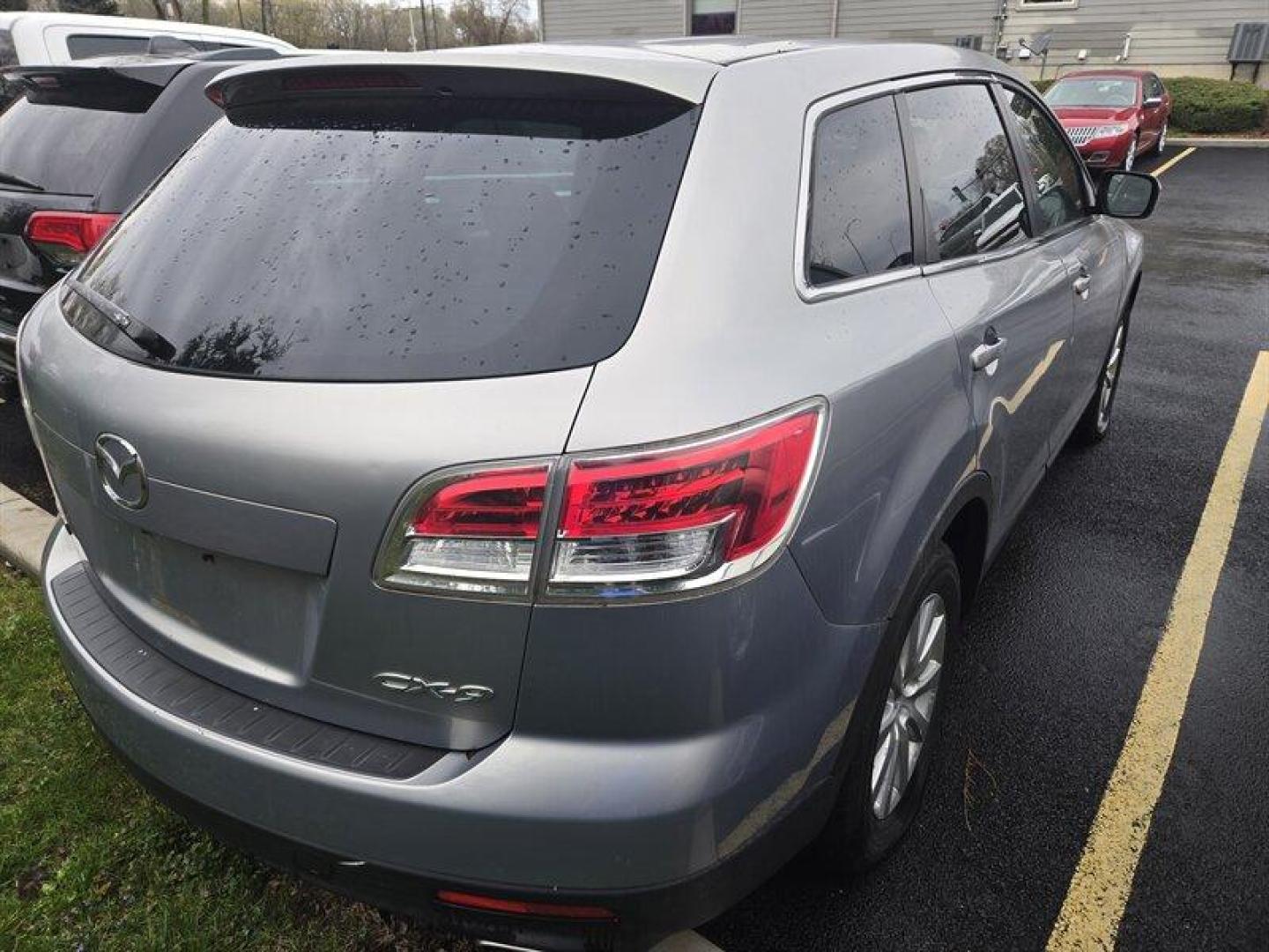 2007 Liquid Platinum Metallic Mazda CX-9 Sport (JM3TB38Y570) with an 3.5L V6 double overhead camshaft 24V engine, Automatic transmission, located at 25355 Eames Street, Channahon, IL, 60410, (815) 467-1807, 41.429108, -88.228432 - ** LOCAL TRADE IN, HEADLINER SAGGING, HAS SES LIGHT, AS-IS. ***NO FINANCING AVAILABLE. NO SHIPPING AVAILABLE* - Photo#1