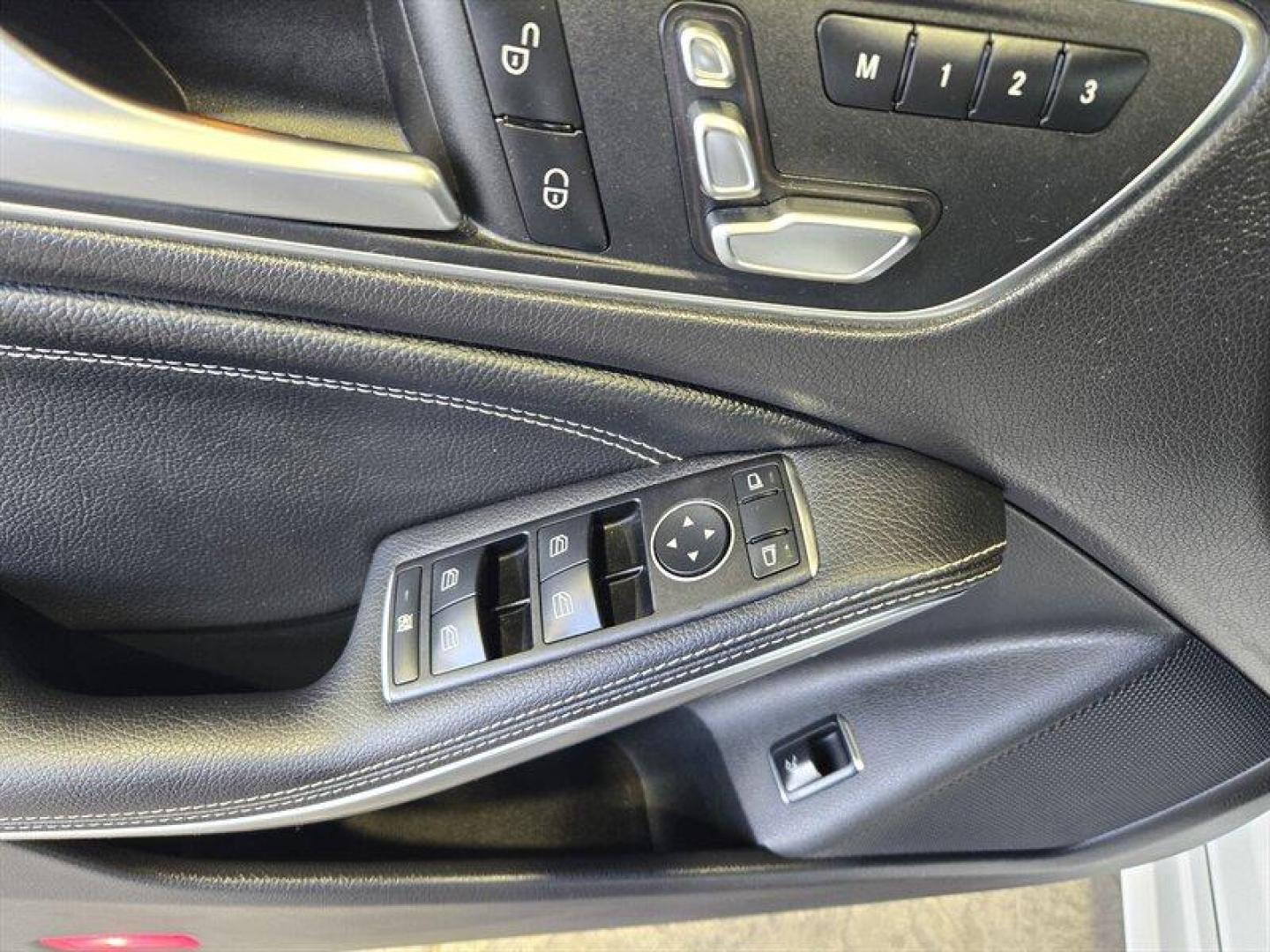 2018 Cirrus White Mercedes-Benz CLA CLA 250 4MATIC and #174; (WDDSJ4GB3JN) with an 2.0L Turbo I4 208hp 258ft. lbs. engine, Automatic transmission, located at 25355 Eames Street, Channahon, IL, 60410, (815) 467-1807, 41.429108, -88.228432 - Introducing the 2018 Mercedes-Benz CLA CLA 250 4MATIC, a sleek and stylish sedan that delivers impressive performance and comfort. This vehicle is powered by a 2.0L Turbo I4 engine that produces 208 horsepower and 258ft. lbs. of torque, providing a smooth and responsive driving experience. With less - Photo#13