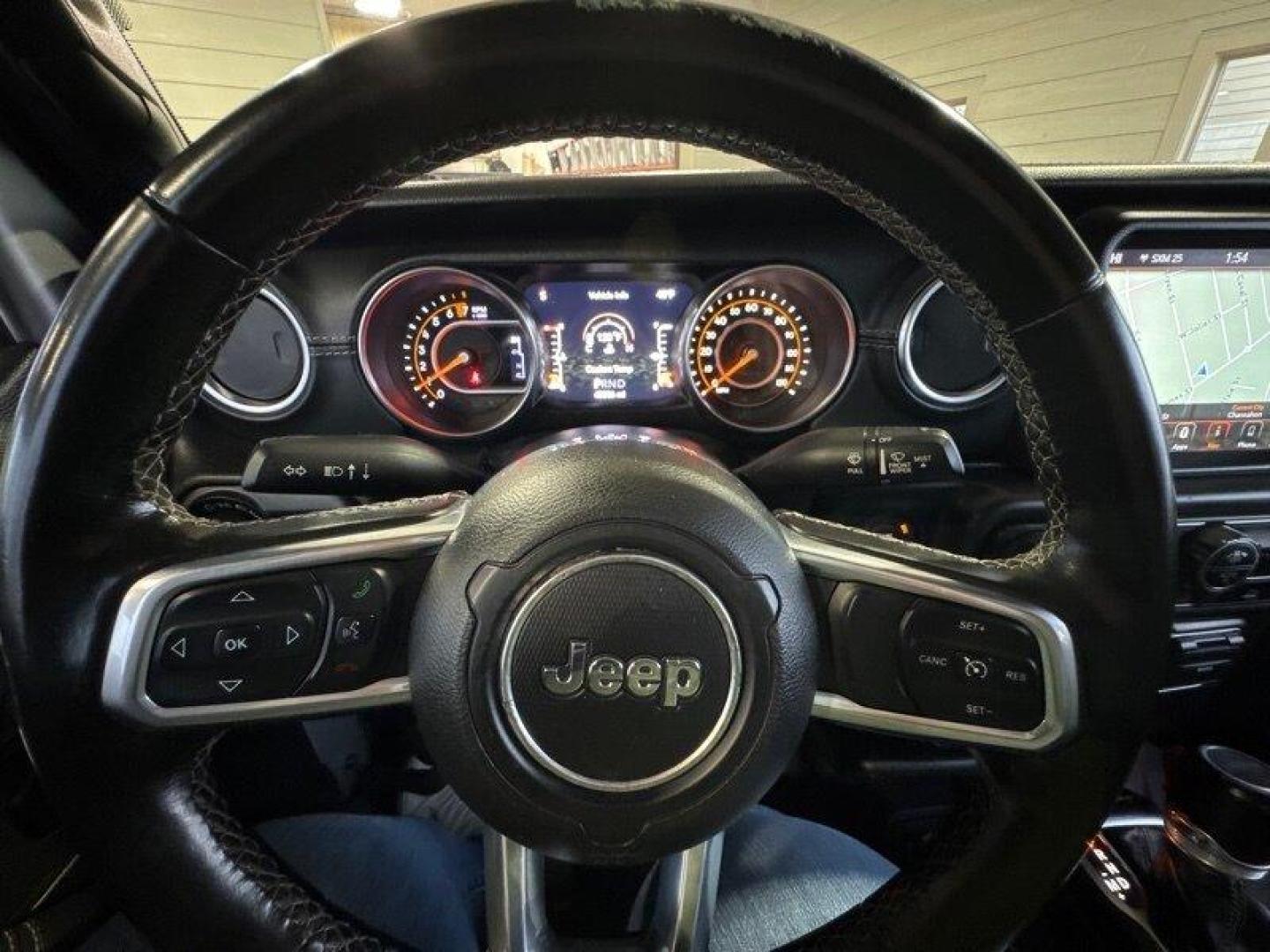 2020 Billet Silver Metallic Clear Coat Jeep Gladiator Overland (1C6HJTFG9LL) with an 3.6L V6 285hp 260ft. lbs. engine, Automatic transmission, located at 25355 Eames Street, Channahon, IL, 60410, (815) 467-1807, 41.429108, -88.228432 - Photo#15