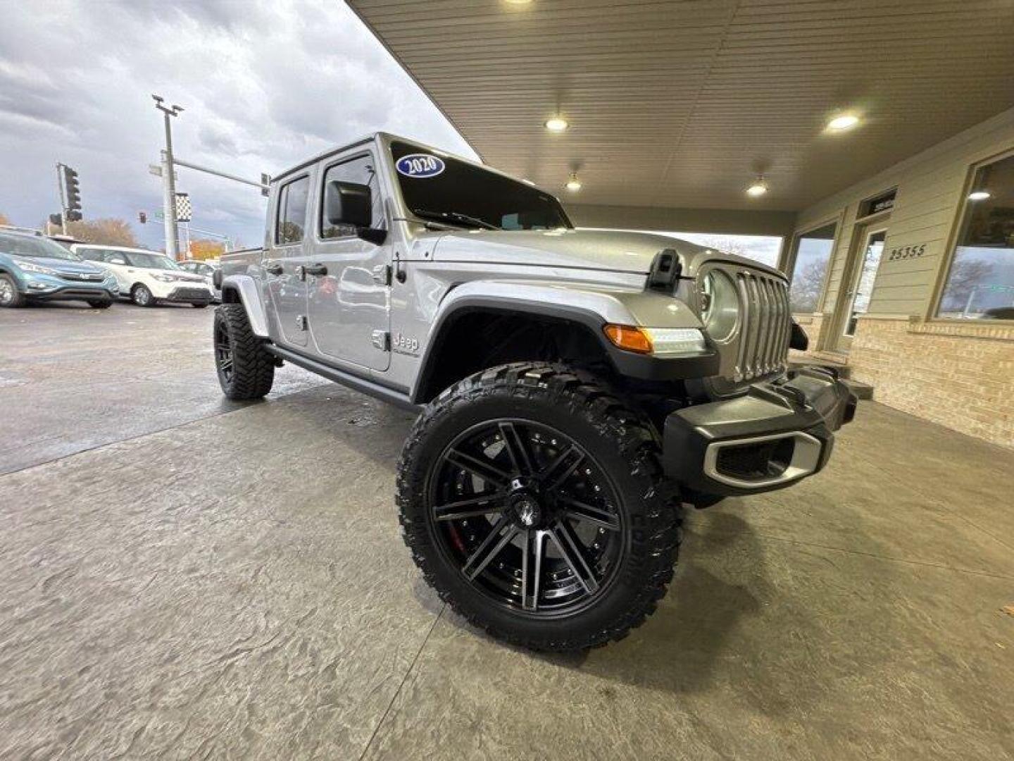 2020 Billet Silver Metallic Clear Coat Jeep Gladiator Overland (1C6HJTFG9LL) with an 3.6L V6 285hp 260ft. lbs. engine, Automatic transmission, located at 25355 Eames Street, Channahon, IL, 60410, (815) 467-1807, 41.429108, -88.228432 - Photo#0