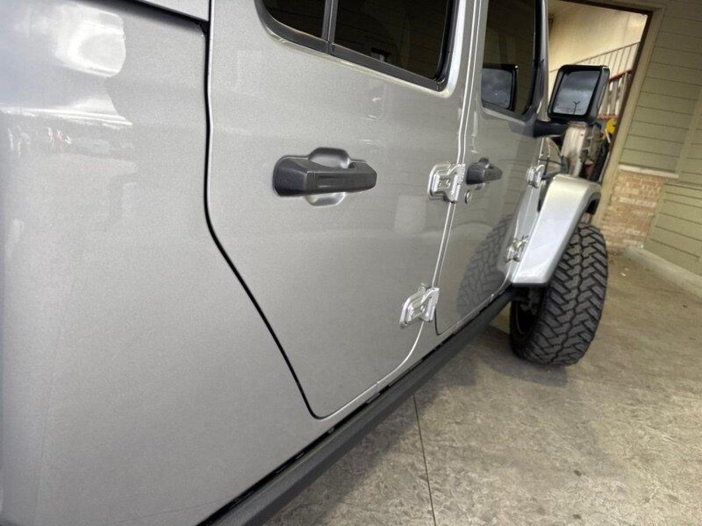 2020 Billet Silver Metallic Clear Coat Jeep Gladiator Overland (1C6HJTFG9LL) with an 3.6L V6 285hp 260ft. lbs. engine, Automatic transmission, located at 25355 Eames Street, Channahon, IL, 60410, (815) 467-1807, 41.429108, -88.228432 - Photo#2