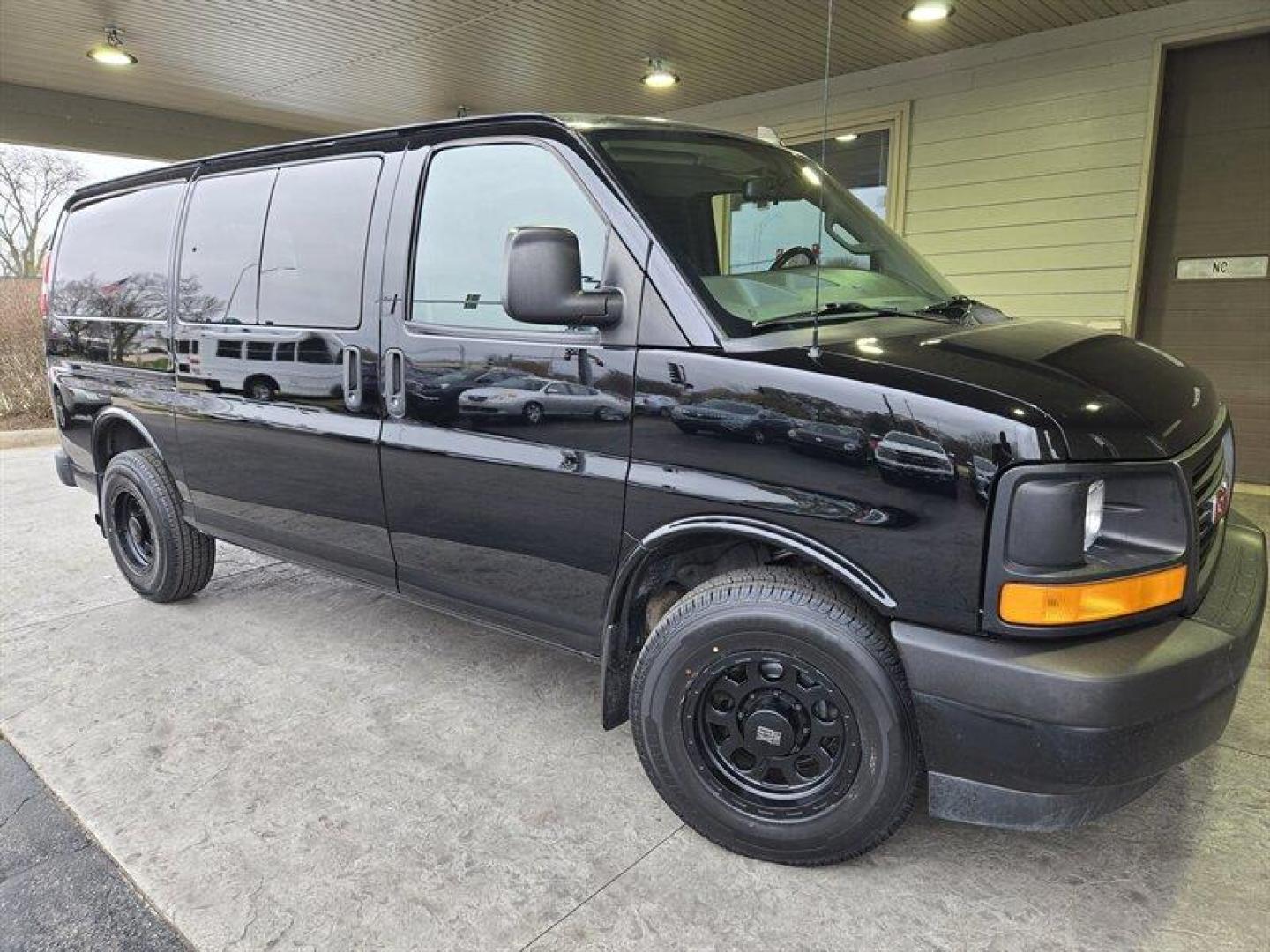 2017 Onyx Black GMC Savana Work Van (1GTW7AFG7H1) with an Vortec 6.0L Flex Fuel V8 342hp 373ft. lbs. engine, Automatic transmission, located at 25355 Eames Street, Channahon, IL, 60410, (815) 467-1807, 41.429108, -88.228432 - Photo#0