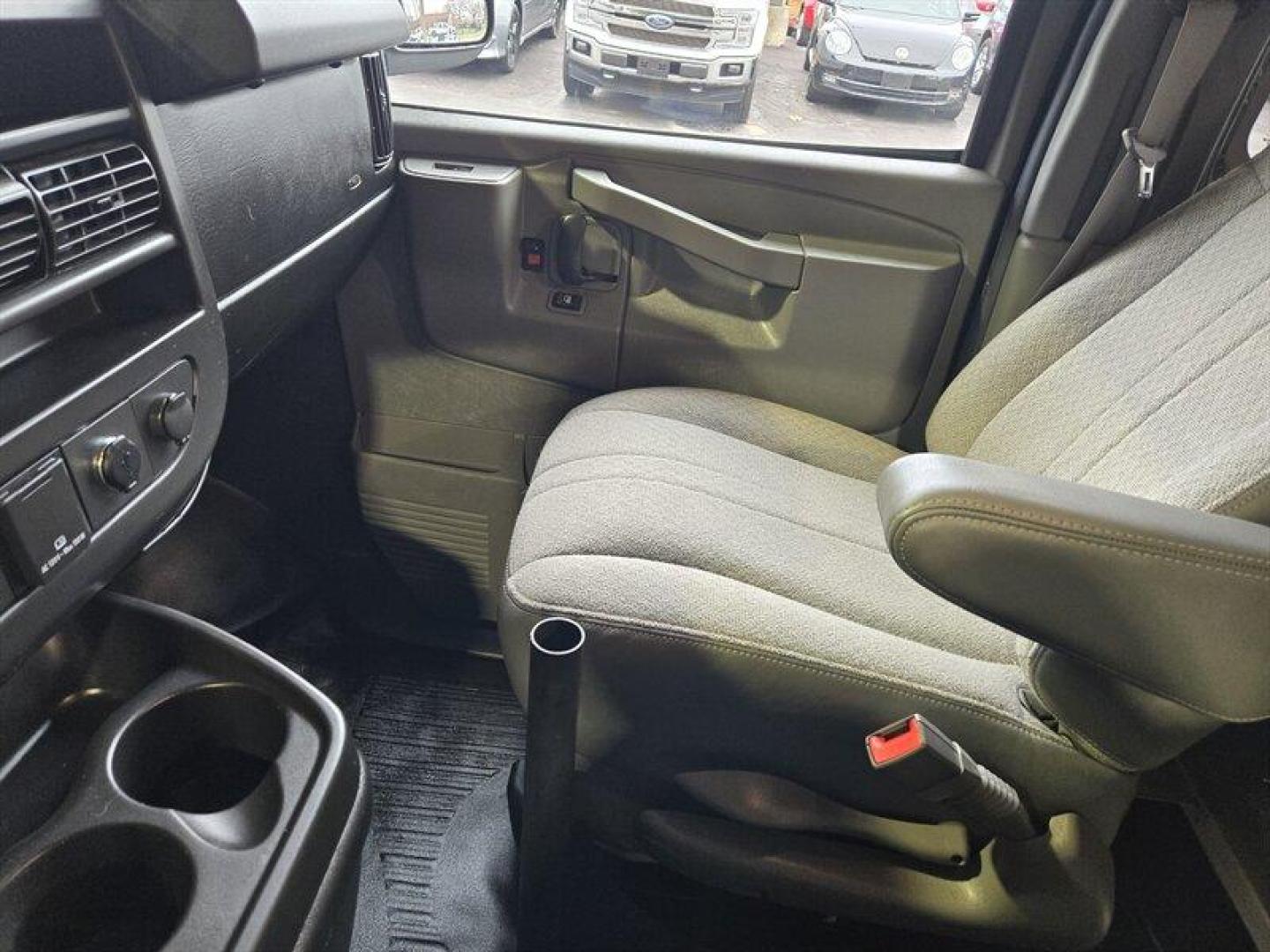 2017 Onyx Black GMC Savana Work Van (1GTW7AFG7H1) with an Vortec 6.0L Flex Fuel V8 342hp 373ft. lbs. engine, Automatic transmission, located at 25355 Eames Street, Channahon, IL, 60410, (815) 467-1807, 41.429108, -88.228432 - Photo#27