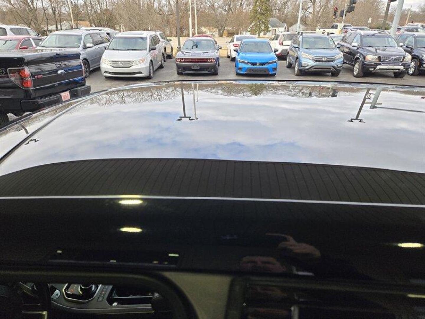 2018 Corris Grey Metallic Land Rover Range Rover Evoque HSE Dynamic (SALVD2SX1JH) with an 2.0L Turbo I4 286hp 295ft. lbs. engine, Automatic transmission, located at 25355 Eames Street, Channahon, IL, 60410, (815) 467-1807, 41.429108, -88.228432 - Photo#12