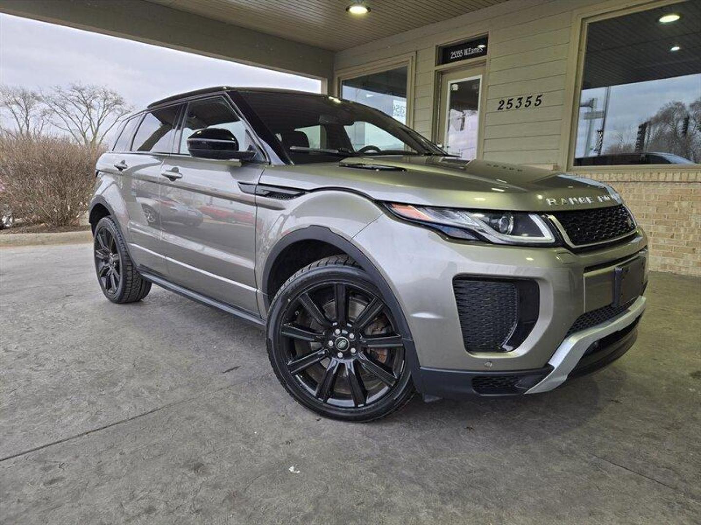 2018 Corris Grey Metallic Land Rover Range Rover Evoque HSE Dynamic (SALVD2SX1JH) with an 2.0L Turbo I4 286hp 295ft. lbs. engine, Automatic transmission, located at 25355 Eames Street, Channahon, IL, 60410, (815) 467-1807, 41.429108, -88.228432 - Photo#0