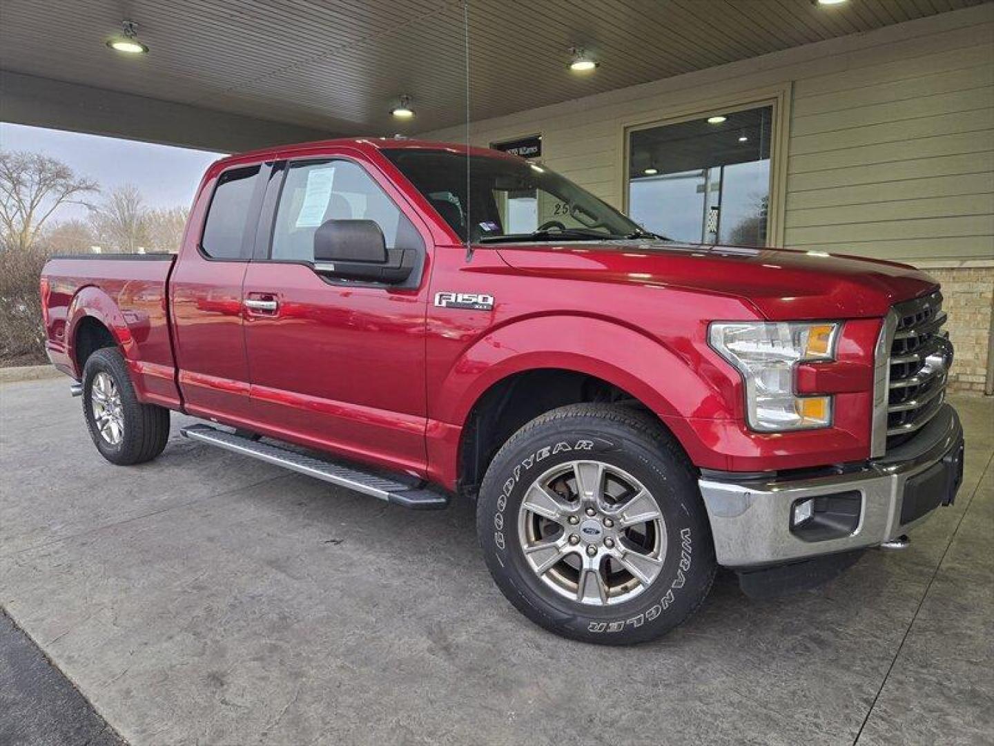 2016 Race Red Ford F-150 XLT (1FTEX1E81GF) with an 3.5L Flex Fuel V6 282hp 253ft. lbs. engine, Automatic transmission, located at 25355 Eames Street, Channahon, IL, 60410, (815) 467-1807, 41.429108, -88.228432 - Photo#0