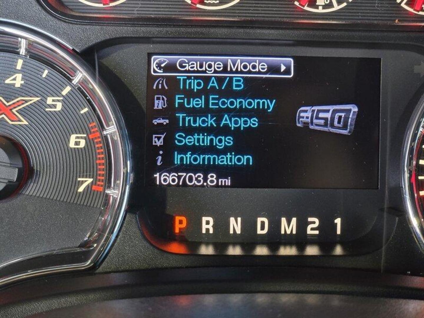 2013 Tuxedo Black Metallic Ford F-150 FX4 (1FTFW1ET1DF) with an EcoBoost 3.5L Twin Turbo V6 365hp 420ft. lbs. engine, Automatic transmission, located at 25355 Eames Street, Channahon, IL, 60410, (815) 467-1807, 41.429108, -88.228432 - Introducing the 2013 Ford F-150 FX4, a powerful and reliable pickup truck that is in excellent overall condition. This vehicle is equipped with a capable and efficient EcoBoost 3.5L Twin Turbo V6 engine that delivers an impressive 365hp and 420ft. lbs. of torque. With a Tuxedo Black Metallic exterio - Photo#18