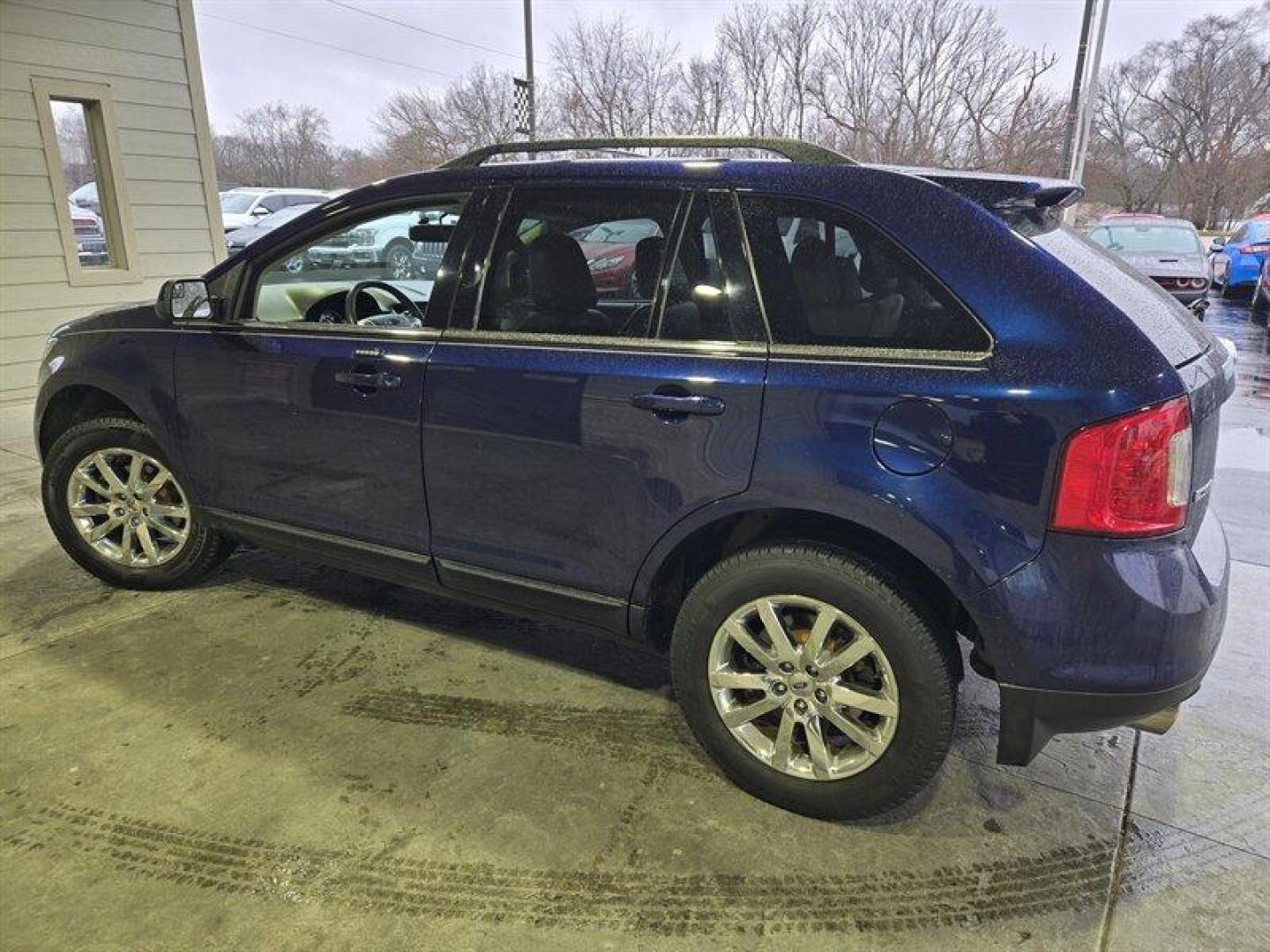 2011 Kona Blue Metallic Ford Edge Limited (2FMDK3KC0BB) with an 3.5L V6 285hp 253ft. lbs. engine, Automatic transmission, located at 25355 Eames Street, Channahon, IL, 60410, (815) 467-1807, 41.429108, -88.228432 - Photo#4