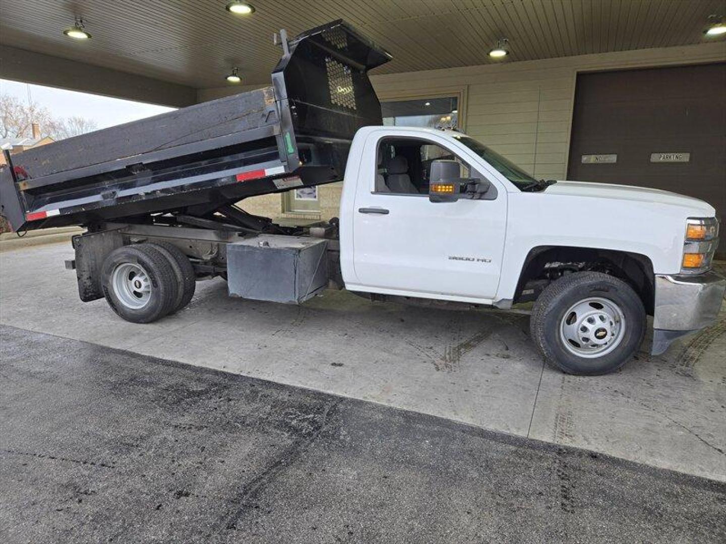 2019 White Chevrolet Silverado 3500HD CC Work Truck (1GB3CVCG7KF) with an Vortec 6.0L V8 360hp 380ft. lbs. engine, Automatic transmission, located at 25355 Eames Street, Channahon, IL, 60410, (815) 467-1807, 41.429108, -88.228432 - ** YES ONLY 13,000 MILES WITH A 11 FOOT KNAPHEIDE DUMP BODY. ** JUST ARRIVED AND CURRENTLY GOING THROUGH SERVICE AND DETAIL. Introducing the 2019 Chevrolet Silverado 3500HD CC Work Truck. This powerful pickup truck is powered by a Vortec 6.0L V8 engine that boasts an impressive 360 horsepower and - Photo#1