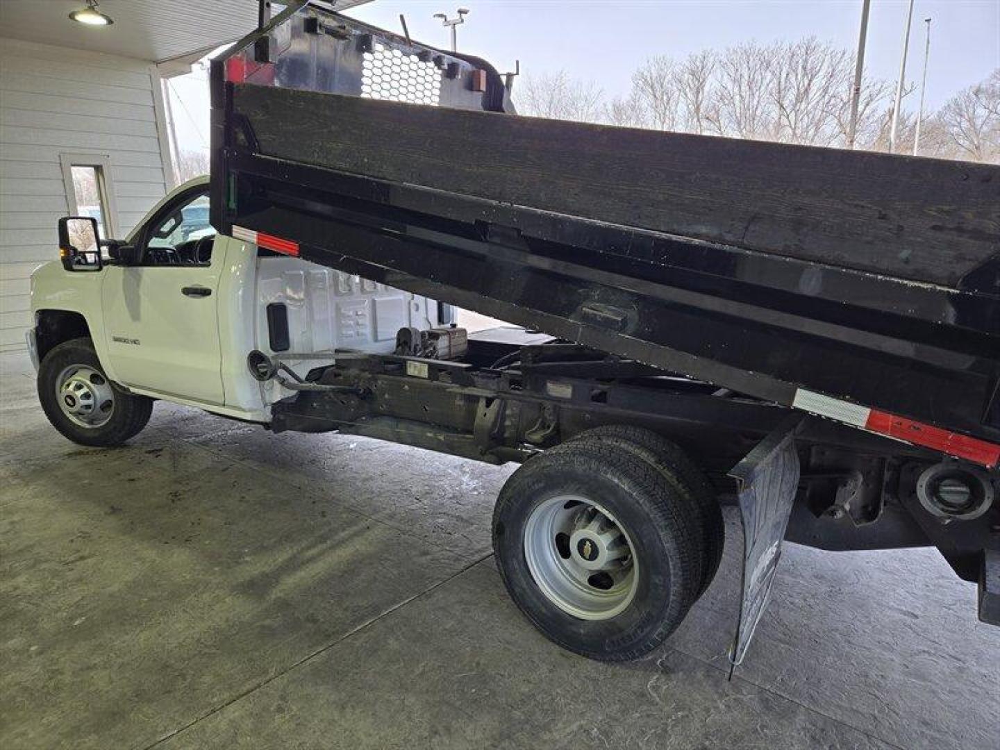 2019 White Chevrolet Silverado 3500HD CC Work Truck (1GB3CVCG7KF) with an Vortec 6.0L V8 360hp 380ft. lbs. engine, Automatic transmission, located at 25355 Eames Street, Channahon, IL, 60410, (815) 467-1807, 41.429108, -88.228432 - ** YES ONLY 13,000 MILES WITH A 11 FOOT KNAPHEIDE DUMP BODY. ** JUST ARRIVED AND CURRENTLY GOING THROUGH SERVICE AND DETAIL. Introducing the 2019 Chevrolet Silverado 3500HD CC Work Truck. This powerful pickup truck is powered by a Vortec 6.0L V8 engine that boasts an impressive 360 horsepower and - Photo#8