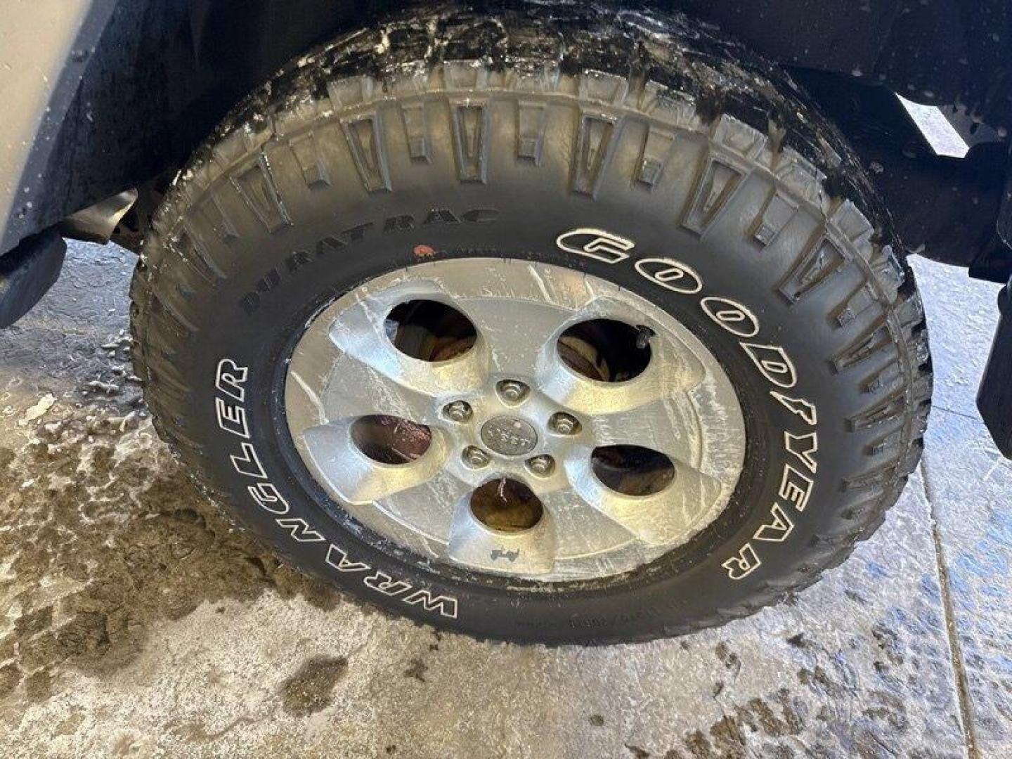 2014 Billet Silver Metallic Clear Coat Jeep Wrangler Unlimited Sahara (1C4BJWEG2EL) with an 3.6L V6 285hp 260ft. lbs. engine, Automatic transmission, located at 25355 Eames Street, Channahon, IL, 60410, (815) 467-1807, 41.429108, -88.228432 - Introducing the 2014 Jeep Wrangler Unlimited Sahara! This rugged and powerful SUV is ready for any adventure you can throw at it. Powered by a 3.6L V6 engine that produces 285 horsepower and 260 foot-pounds of torque, this Wrangler is built to handle any challenge. The exterior of this Wrangler is - Photo#10