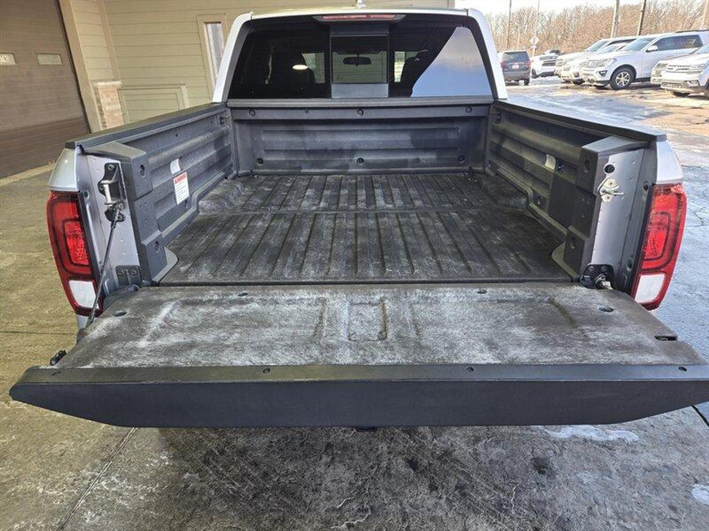2019 Modern Steel Metallic Honda Ridgeline RTL (5FPYK2F53KB) with an 3.5L V6 280hp 262ft. lbs. engine, Automatic transmission, located at 25355 Eames Street, Channahon, IL, 60410, (815) 467-1807, 41.429108, -88.228432 - Photo#9
