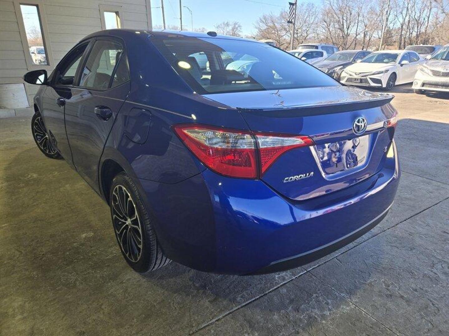 2015 Blue Toyota Corolla S (2T1BURHE8FC) with an 1.8L I4 132hp 128ft. lbs. engine, Automatic transmission, located at 25355 Eames Street, Channahon, IL, 60410, (815) 467-1807, 41.429108, -88.228432 - Photo#4