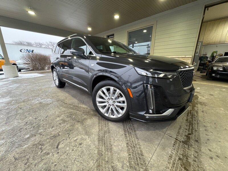 photo of 2020 Cadillac XT6 Premium Luxury 