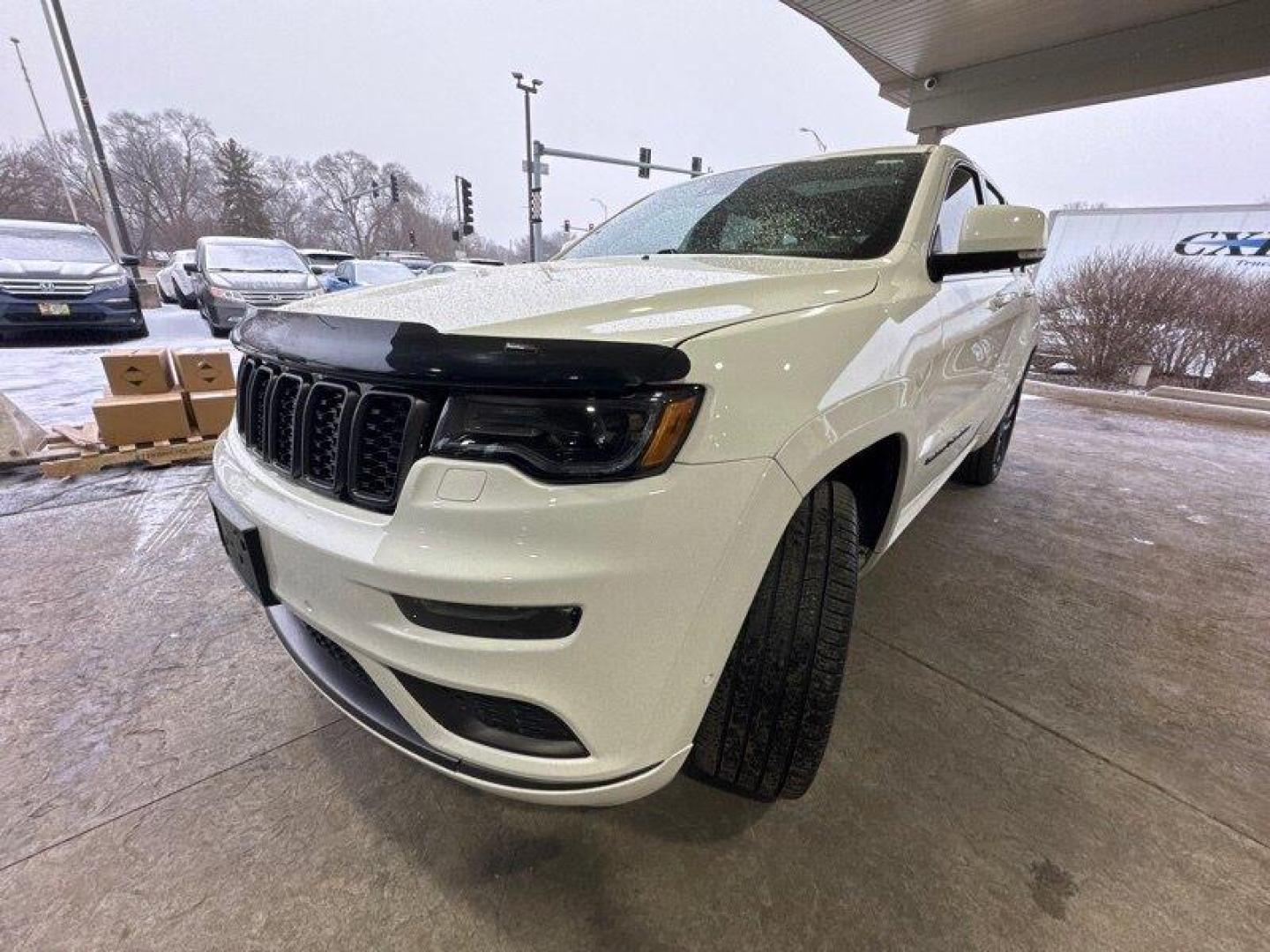 2018 Bright White Clear Coat Jeep Grand Cherokee High Altitude (1C4RJFCG3JC) with an Pentastar 3.6L V6 295hp 260ft. lbs. engine, 8Speed Shiftable Au transmission, located at 25355 Eames Street, Channahon, IL, 60410, (815) 467-1807, 41.429108, -88.228432 - Photo#7