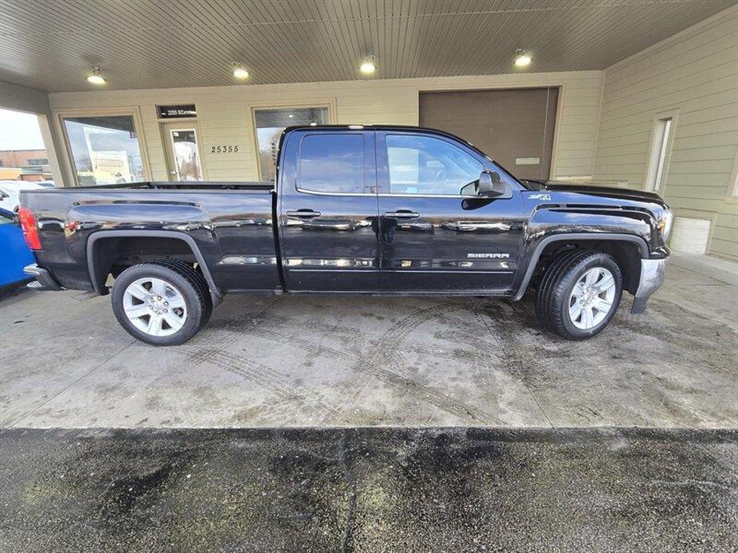 2019 Onyx Black GMC Sierra 1500 Limited SLE (2GTV2MEC2K1) with an EcoTec3 5.3L V8 355hp 383ft. lbs. engine, 6Speed Shiftable Au transmission, located at 25355 Eames Street, Channahon, IL, 60410, (815) 467-1807, 41.429108, -88.228432 - Introducing the 2019 GMC Sierra 1500 Limited SLE, a powerful and reliable pickup truck that boasts a powerful EcoTec3 5.3L V8 engine with 355 horsepower and 383 ft. lbs. of torque. This vehicle is perfect for drivers who need a reliable work truck that can handle tough terrain and heavy loads. The - Photo#2