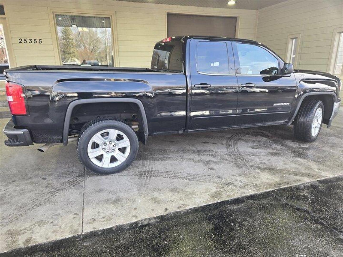 2019 Onyx Black GMC Sierra 1500 Limited SLE (2GTV2MEC2K1) with an EcoTec3 5.3L V8 355hp 383ft. lbs. engine, 6Speed Shiftable Au transmission, located at 25355 Eames Street, Channahon, IL, 60410, (815) 467-1807, 41.429108, -88.228432 - Introducing the 2019 GMC Sierra 1500 Limited SLE, a powerful and reliable pickup truck that boasts a powerful EcoTec3 5.3L V8 engine with 355 horsepower and 383 ft. lbs. of torque. This vehicle is perfect for drivers who need a reliable work truck that can handle tough terrain and heavy loads. The - Photo#3