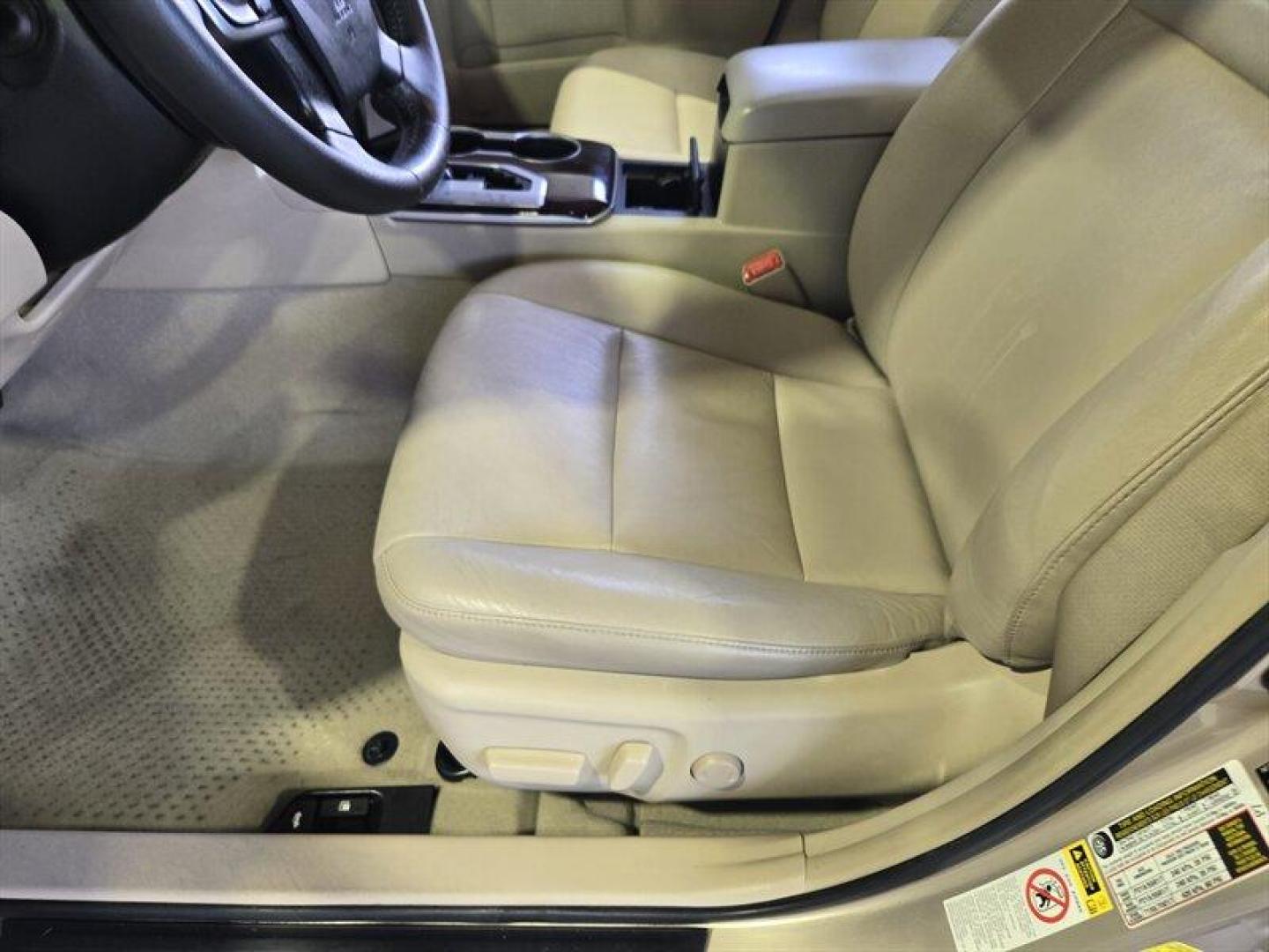 2012 Sandy Beach Metallic Toyota Camry XLE (4T1BF1FKXCU) with an 2.5L I4 178hp 170ft. lbs. engine, 6Speed Shiftable Au transmission, located at 25355 Eames Street, Channahon, IL, 60410, (815) 467-1807, 41.429108, -88.228432 - Photo#15