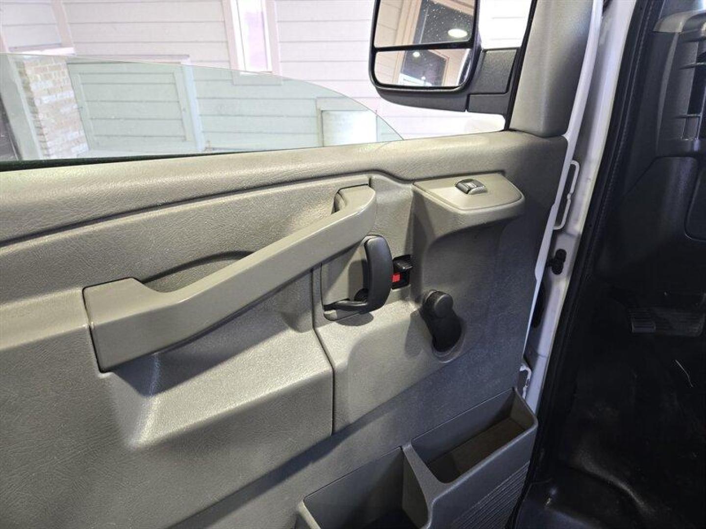 2018 Summit White Chevrolet Express Work Van Cargo (1GCWGAFP8J1) with an EcoTec3 4.3L V6 276hp 298ft. lbs. engine, Automatic transmission, located at 25355 Eames Street, Channahon, IL, 60410, (815) 467-1807, 41.429108, -88.228432 - Photo#14