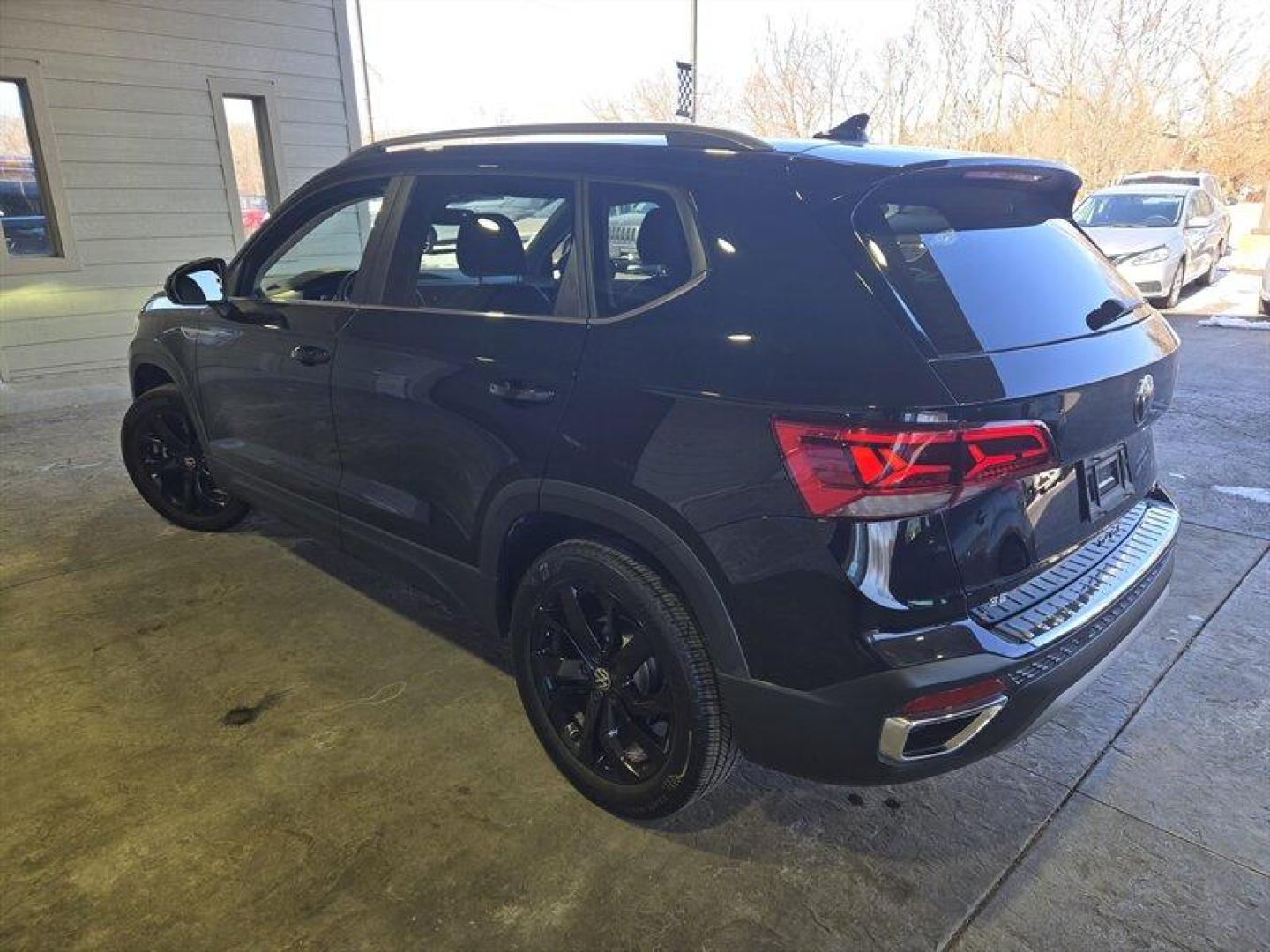 2022 Deep Black Pearl Volkswagen Taos 1.5T SE (3VVYX7B25NM) with an 1.5L Turbo I4 158hp 184ft. lbs. engine, 7Speed Double Clutc transmission, located at 25355 Eames Street, Channahon, IL, 60410, (815) 467-1807, 41.429108, -88.228432 - Introducing the 2022 Volkswagen Taos SE 4Motion, a compact SUV that's as spunky as it is efficient! This little beast is powered by a zippy 1.5L Turbo I4 engine, packing a punch with 158hp and 184ft. lbs. of torque. With less than 25,000 miles on the clock (that's less than 7,000 miles per year - we - Photo#6