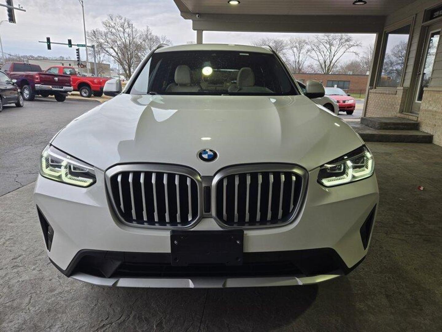 2022 Alpine White BMW X3 xDrive30i (WBX57DP0XNN) with an 2.0L Turbo I4 248hp 258ft. lbs. engine, located at 25355 Eames Street, Channahon, IL, 60410, (815) 467-1807, 41.429108, -88.228432 - Unleash the power of the 2022 BMW X3 xDrive30i, a force to be reckoned with on the road. This beast is equipped with a ferocious 2.0L Turbo I4 engine, boasting a heart-pounding 248hp and 258ft. lbs. of torque. Dominate the streets with precision and speed like never before. As you approach this mac - Photo#11