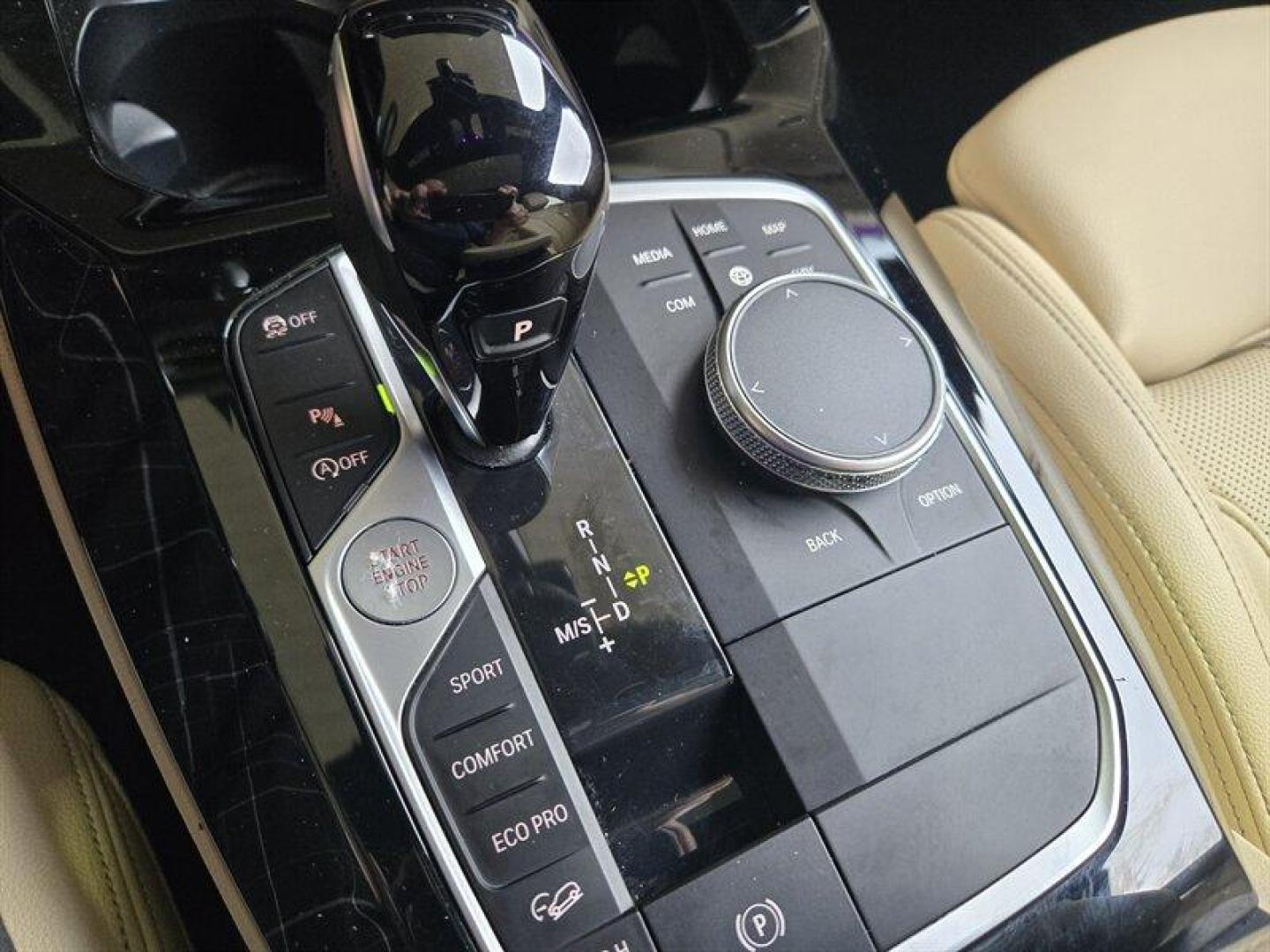 2022 Alpine White BMW X3 xDrive30i (WBX57DP0XNN) with an 2.0L Turbo I4 248hp 258ft. lbs. engine, located at 25355 Eames Street, Channahon, IL, 60410, (815) 467-1807, 41.429108, -88.228432 - Unleash the power of the 2022 BMW X3 xDrive30i, a force to be reckoned with on the road. This beast is equipped with a ferocious 2.0L Turbo I4 engine, boasting a heart-pounding 248hp and 258ft. lbs. of torque. Dominate the streets with precision and speed like never before. As you approach this mac - Photo#26