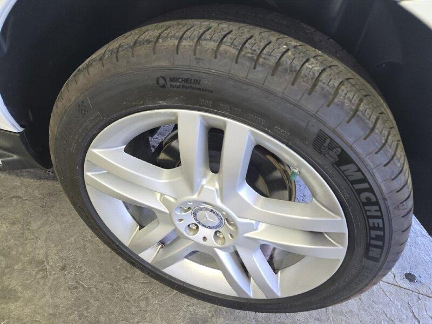2014 Diamond White Metallic Mercedes-Benz ML 350 (4JGDA5JB1EA) with an 3.5L V6 302hp 273ft. lbs. engine, Automatic transmission, located at 25355 Eames Street, Channahon, IL, 60410, (815) 467-1807, 41.429108, -88.228432 - Introducing the stunning 2014 Mercedes-Benz ML 350 in Diamond White Metallic with an elegant Almond Beige interior! This luxurious SUV is powered by a robust 3.5L V6 engine, delivering a powerful 302hp and 273ft. lbs. of torque for a thrilling driving experience. With just under 64,000 miles on the - Photo#9