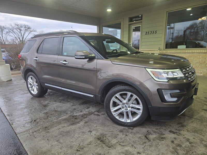 photo of 2016 Ford Explorer Limited 