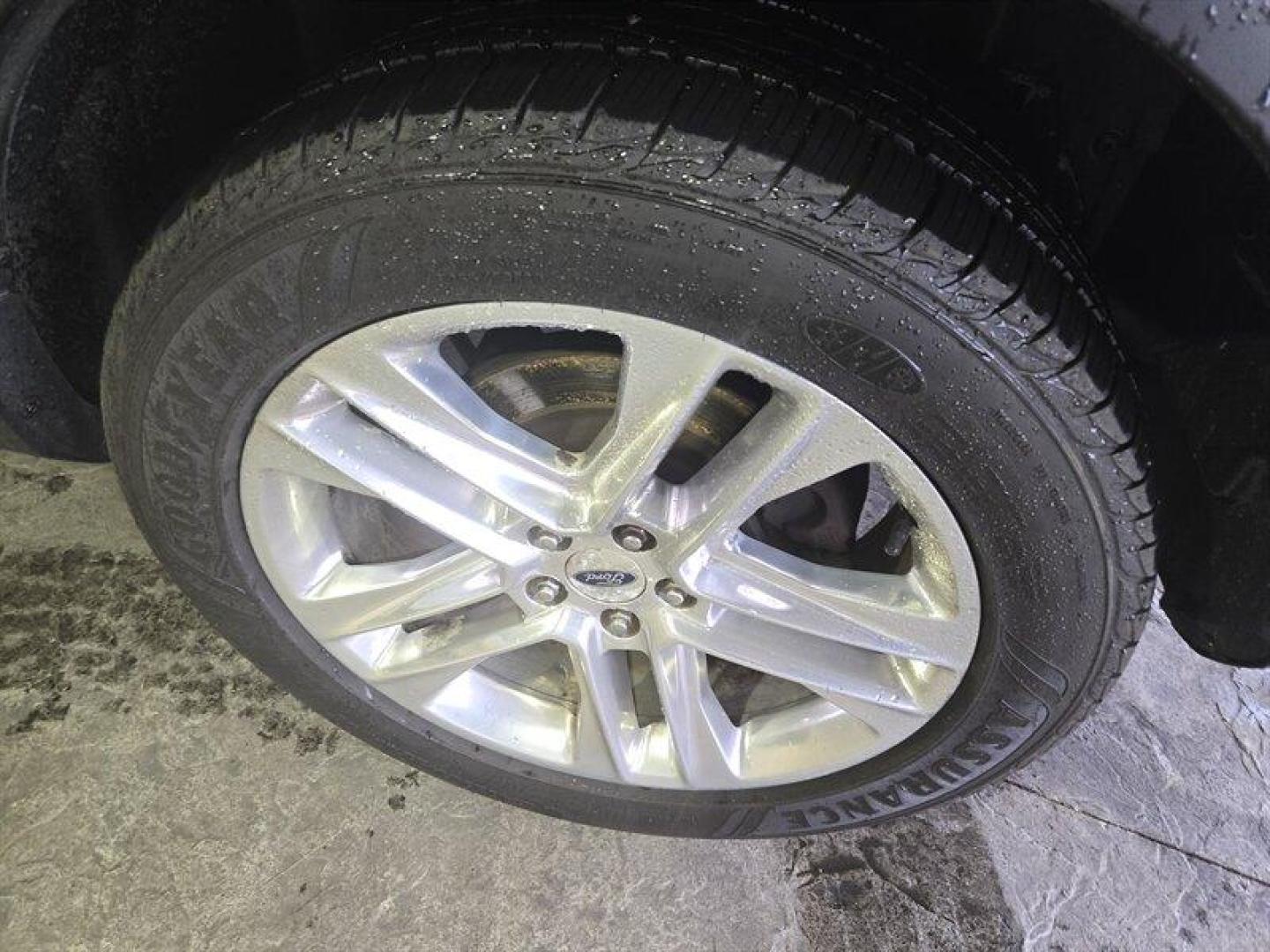 2016 Caribou Ford Explorer Limited (1FM5K8F87GG) with an 3.5L V6 290hp 255ft. lbs. engine, 6Speed Shiftable Au transmission, located at 25355 Eames Street, Channahon, IL, 60410, (815) 467-1807, 41.429108, -88.228432 - Introducing the 2016 Ford Explorer Limited in the striking Caribou exterior color! This powerhouse SUV comes equipped with a robust 3.5L V6 engine, delivering a thrilling 290hp and 255ft. lbs. of torque. Dominate the roads with confidence and style in this beast of a machine. Step inside the luxuri - Photo#13