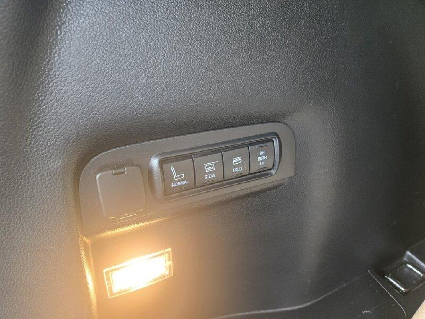 2016 Caribou Ford Explorer Limited (1FM5K8F87GG) with an 3.5L V6 290hp 255ft. lbs. engine, 6Speed Shiftable Au transmission, located at 25355 Eames Street, Channahon, IL, 60410, (815) 467-1807, 41.429108, -88.228432 - Introducing the 2016 Ford Explorer Limited in the striking Caribou exterior color! This powerhouse SUV comes equipped with a robust 3.5L V6 engine, delivering a thrilling 290hp and 255ft. lbs. of torque. Dominate the roads with confidence and style in this beast of a machine. Step inside the luxuri - Photo#30
