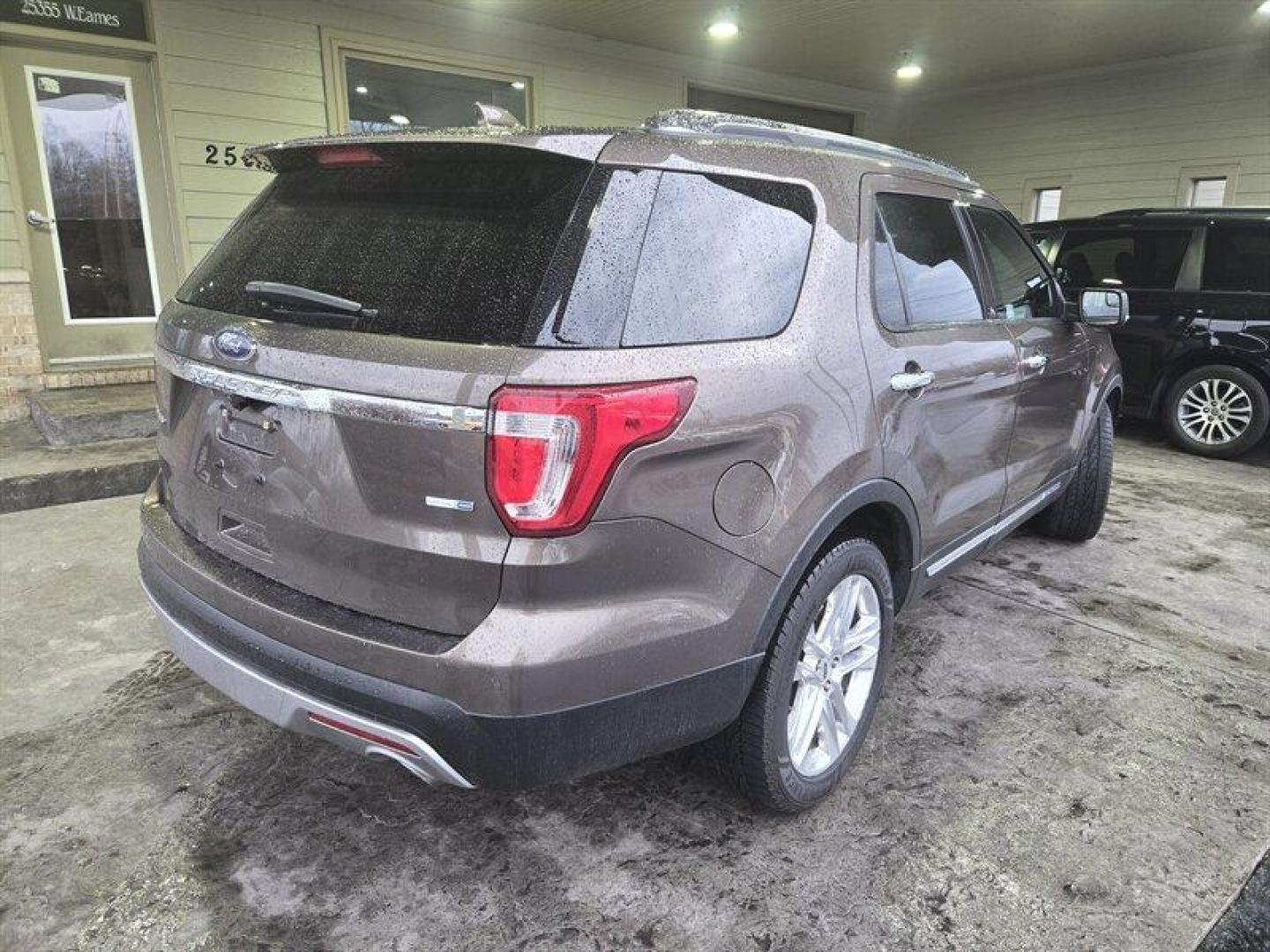 2016 Caribou Ford Explorer Limited (1FM5K8F87GG) with an 3.5L V6 290hp 255ft. lbs. engine, 6Speed Shiftable Au transmission, located at 25355 Eames Street, Channahon, IL, 60410, (815) 467-1807, 41.429108, -88.228432 - Introducing the 2016 Ford Explorer Limited in the striking Caribou exterior color! This powerhouse SUV comes equipped with a robust 3.5L V6 engine, delivering a thrilling 290hp and 255ft. lbs. of torque. Dominate the roads with confidence and style in this beast of a machine. Step inside the luxuri - Photo#3