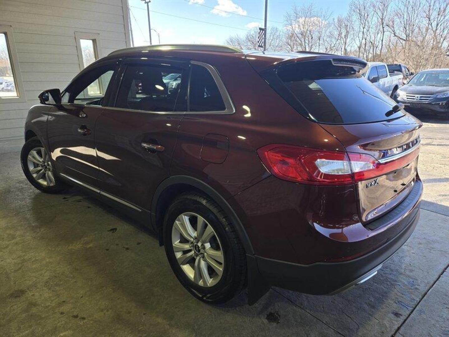 2016 Bronze Fire Metallic Tri-Coat Lincoln MKX Premiere (2LMTJ6JR0GB) with an 3.7L V6 300hp 280ft. lbs. engine, 6Speed Shiftable Au transmission, located at 25355 Eames Street, Channahon, IL, 60410, (815) 467-1807, 41.429108, -88.228432 - Unleash the power of luxury with the 2016 Lincoln MKX Premiere! This beast is equipped with a formidable 3.7L V6 engine, boasting a thrilling 300hp and 280ft. lbs. of torque. Dominate the roads in style with its eye-catching Bronze Fire Metallic Tri-Coat exterior and elegant Ebony interior. This me - Photo#6