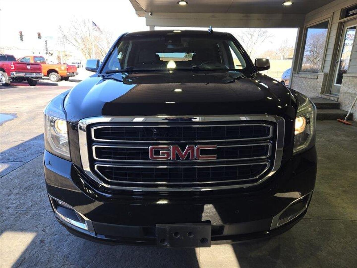 2018 Onyx Black GMC Yukon SLE (1GKS2AKC3JR) with an EcoTec3 5.3L V8 355hp 383ft. lbs. engine, Automatic transmission, located at 25355 Eames Street, Channahon, IL, 60410, (815) 467-1807, 41.429108, -88.228432 - Introducing the 2018 GMC Yukon SLE in a sleek Onyx Black exterior paired with a refined Jet Black interior. Powered by a robust EcoTec3 5.3L V8 engine generating 355hp and 383ft. lbs. of torque, this SUV offers a perfect blend of power and efficiency, achieving 16 MPG in the city and 22 MPG on the h - Photo#14