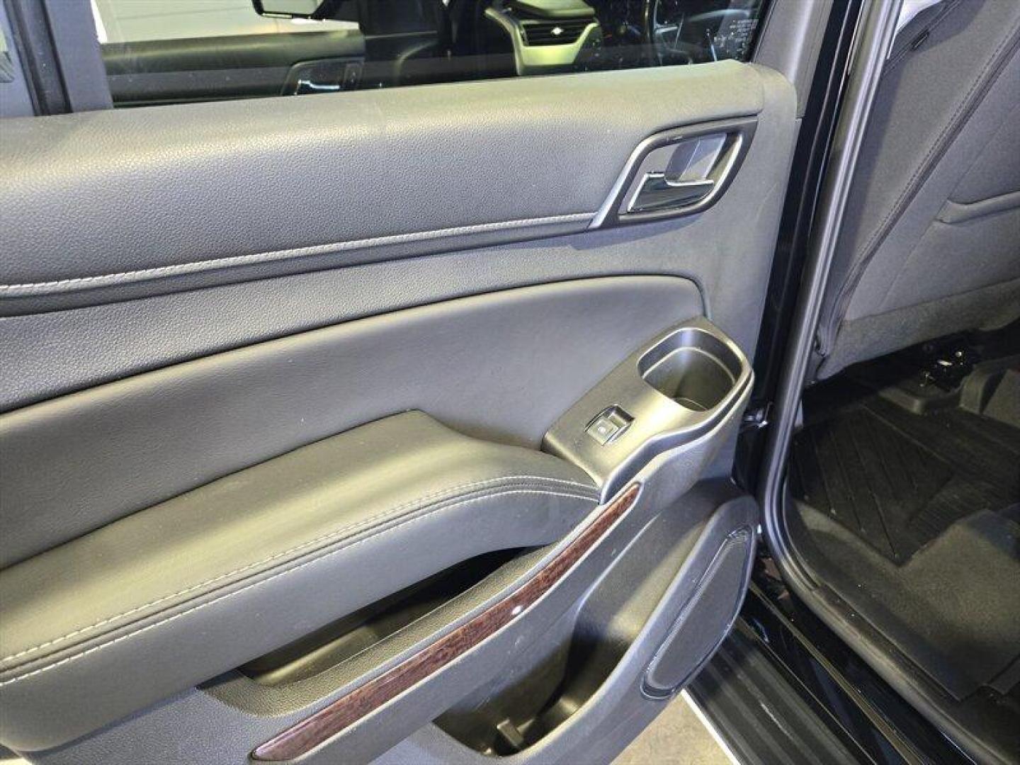 2018 Onyx Black GMC Yukon SLE (1GKS2AKC3JR) with an EcoTec3 5.3L V8 355hp 383ft. lbs. engine, Automatic transmission, located at 25355 Eames Street, Channahon, IL, 60410, (815) 467-1807, 41.429108, -88.228432 - Introducing the 2018 GMC Yukon SLE in a sleek Onyx Black exterior paired with a refined Jet Black interior. Powered by a robust EcoTec3 5.3L V8 engine generating 355hp and 383ft. lbs. of torque, this SUV offers a perfect blend of power and efficiency, achieving 16 MPG in the city and 22 MPG on the h - Photo#30