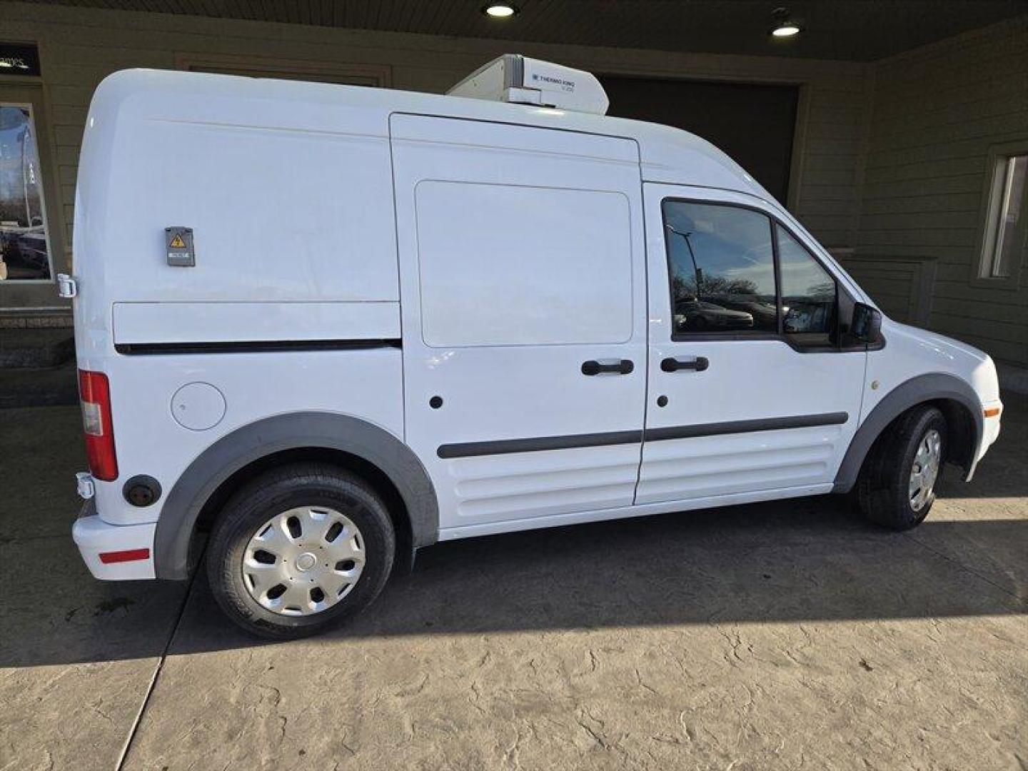 2012 Frozen White Ford Transit Connect XLT (NM0LS7BN9CT) with an Duratec 2.0L I4 136hp 128ft. lbs. engine, Automatic transmission, located at 25355 Eames Street, Channahon, IL, 60410, (815) 467-1807, 41.429108, -88.228432 - Photo#3