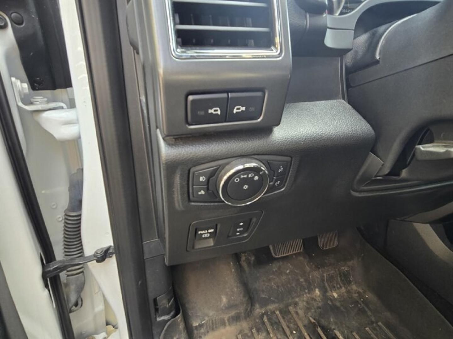 2020 Oxford White Ford F-150 XLT (1FTFW1E54LK) with an 5.0L Flex Fuel V8 395hp 400ft. lbs. engine, Automatic transmission, located at 25355 Eames Street, Channahon, IL, 60410, (815) 467-1807, 41.429108, -88.228432 - ***WHIPPLE SUPERCHARGED*** The 2020 Ford F-150 XLT is equipped with a powerful 5.0L Flex Fuel V8 engine that delivers 395 horsepower and 400 ft-lbs of torque, providing strong performance for a variety of driving needs. This model comes in an Oxford White exterior color paired with a Dark Earth Gray- Photo#13