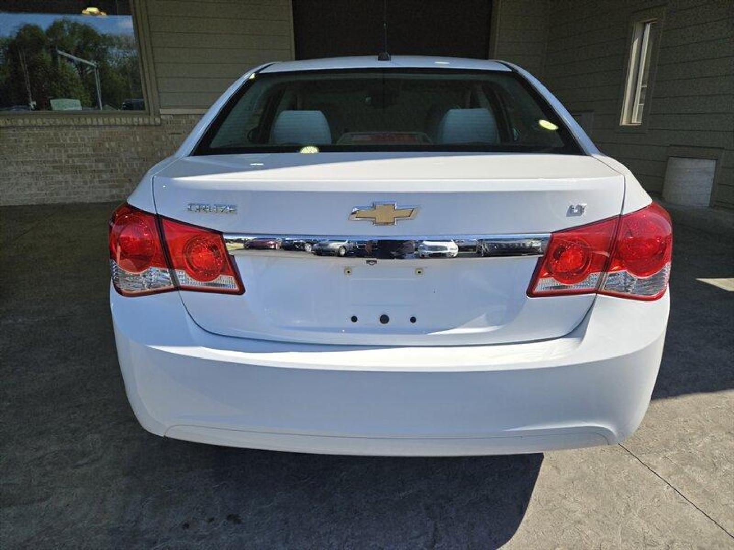2013 Summit White Chevrolet Cruze 1LT (1G1PC5SB1D7) with an Ecotec 1.4L Turbo I4 138hp 148ft. lbs. engine, Automatic transmission, located at 25355 Eames Street, Channahon, IL, 60410, (815) 467-1807, 41.429108, -88.228432 - Introducing the fantastic 2013 Chevrolet Cruze 1LT Auto! This stylish sedan is equipped with a powerful yet efficient Ecotec 1.4L Turbo I4 engine, delivering a peppy 138hp and 148ft. lbs. of torque. With less than 68,000 miles on the odometer, averaging under 6,000 miles per year, this Cruze is read - Photo#4