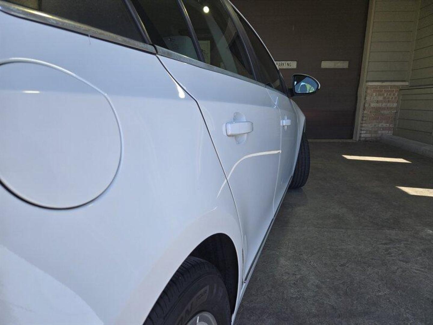 2013 Summit White Chevrolet Cruze 1LT (1G1PC5SB1D7) with an Ecotec 1.4L Turbo I4 138hp 148ft. lbs. engine, Automatic transmission, located at 25355 Eames Street, Channahon, IL, 60410, (815) 467-1807, 41.429108, -88.228432 - Introducing the fantastic 2013 Chevrolet Cruze 1LT Auto! This stylish sedan is equipped with a powerful yet efficient Ecotec 1.4L Turbo I4 engine, delivering a peppy 138hp and 148ft. lbs. of torque. With less than 68,000 miles on the odometer, averaging under 6,000 miles per year, this Cruze is read - Photo#10